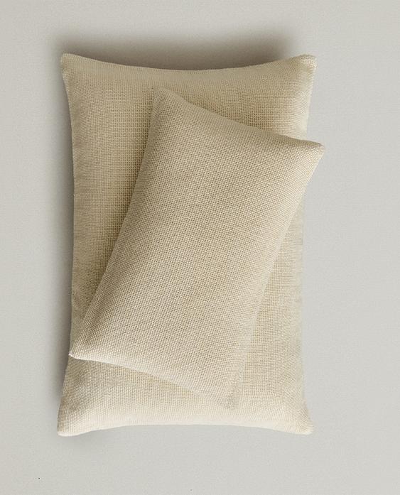 LINEN THROW PILLOW COVER (x4)