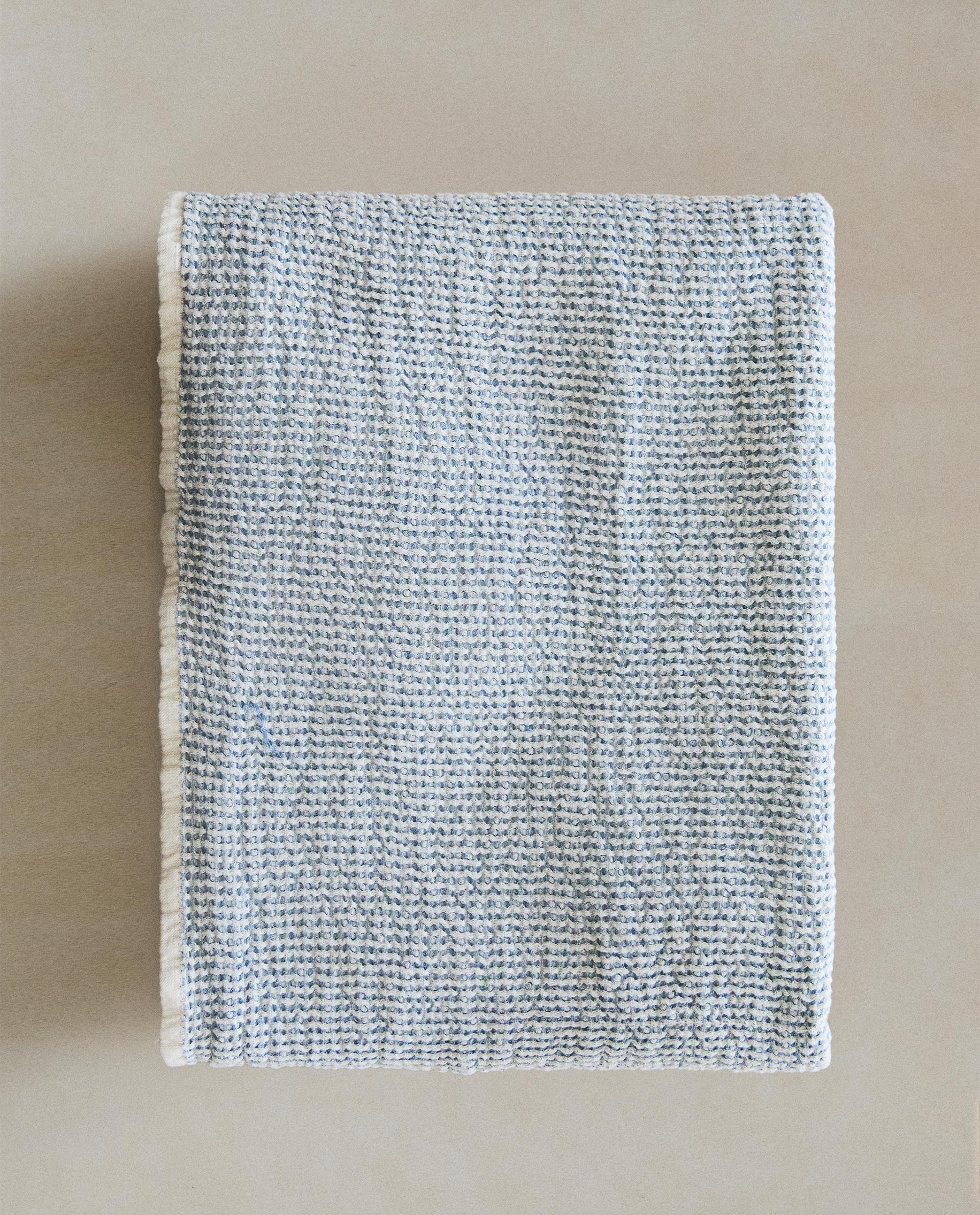 MINI WAFFLE-KNIT BATH TOWEL | Zara Home United States of America