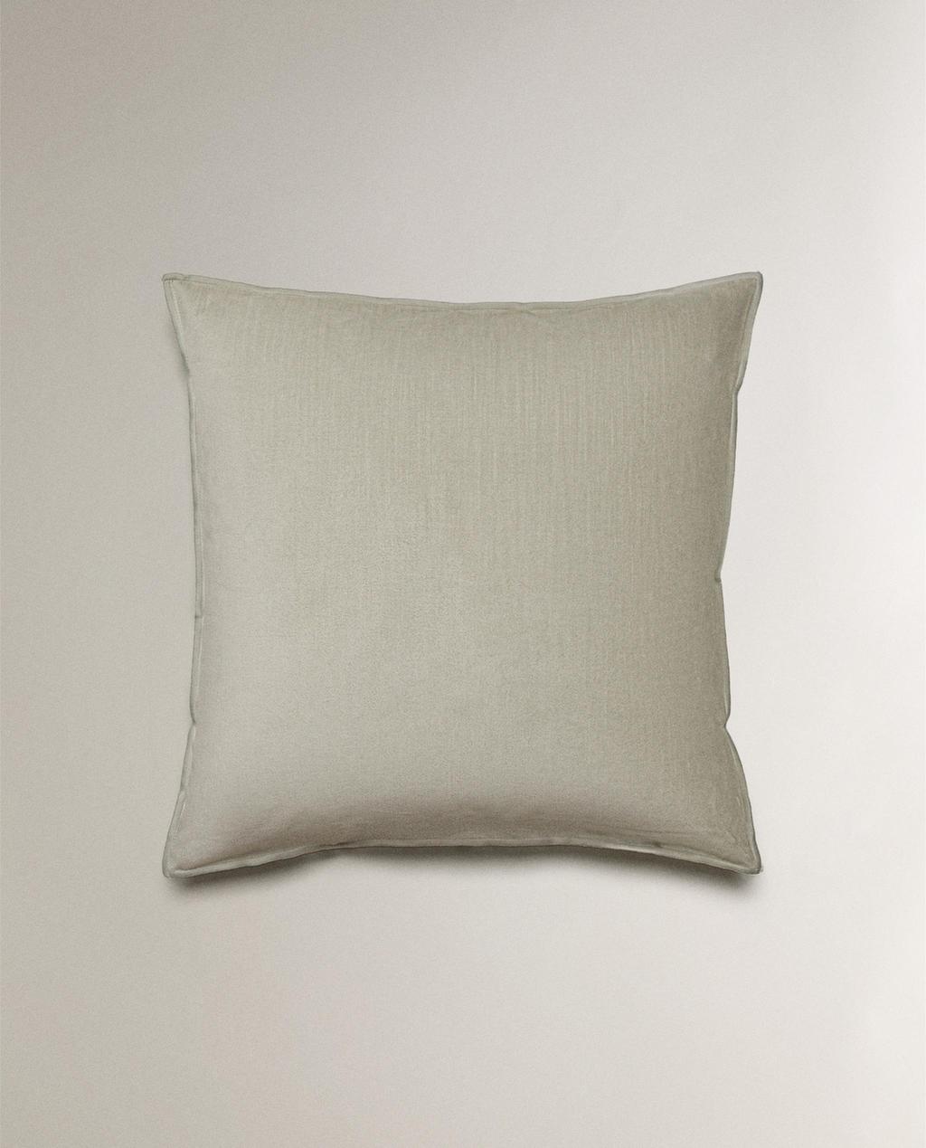 FAȚĂ DE PERNUȚĂ DIN CATIFEA