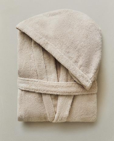 HOODED BATHROBE (360 GXM²) HOODED BATHROBE (360 GXM²)