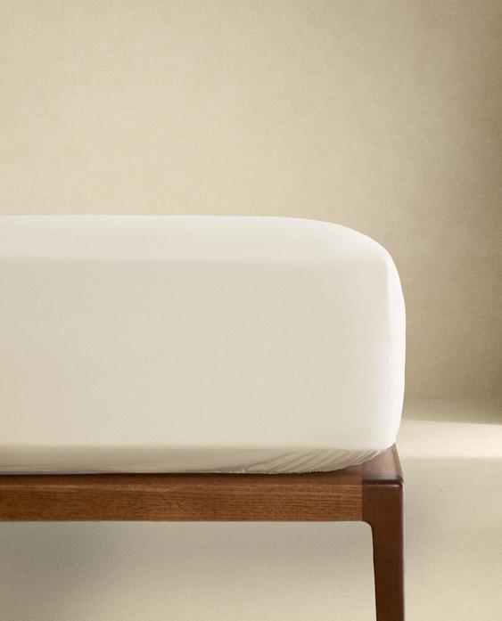 PERCALE FITTED SHEET | 40 CM HIGH (300 THREAD COUNT) PERCALE FITTED SHEET | 40 CM HIGH (300 THREAD COUNT)