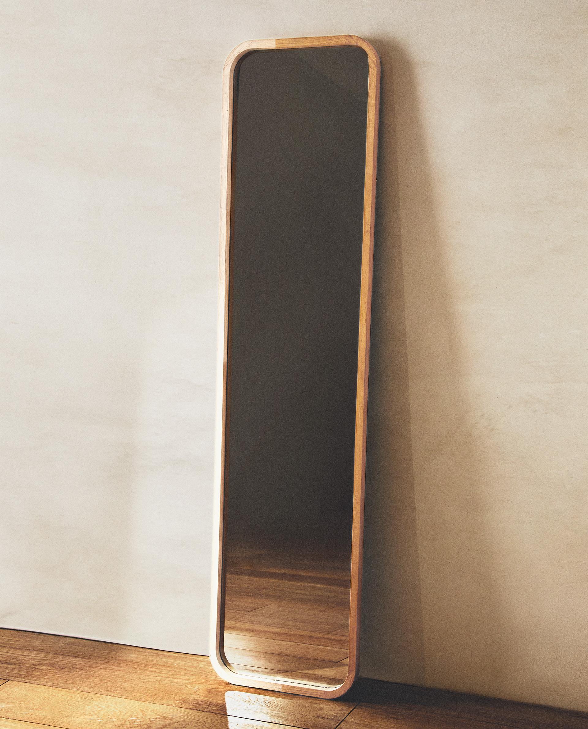 Round Frame Full Length Mirror - Oak Wood Design