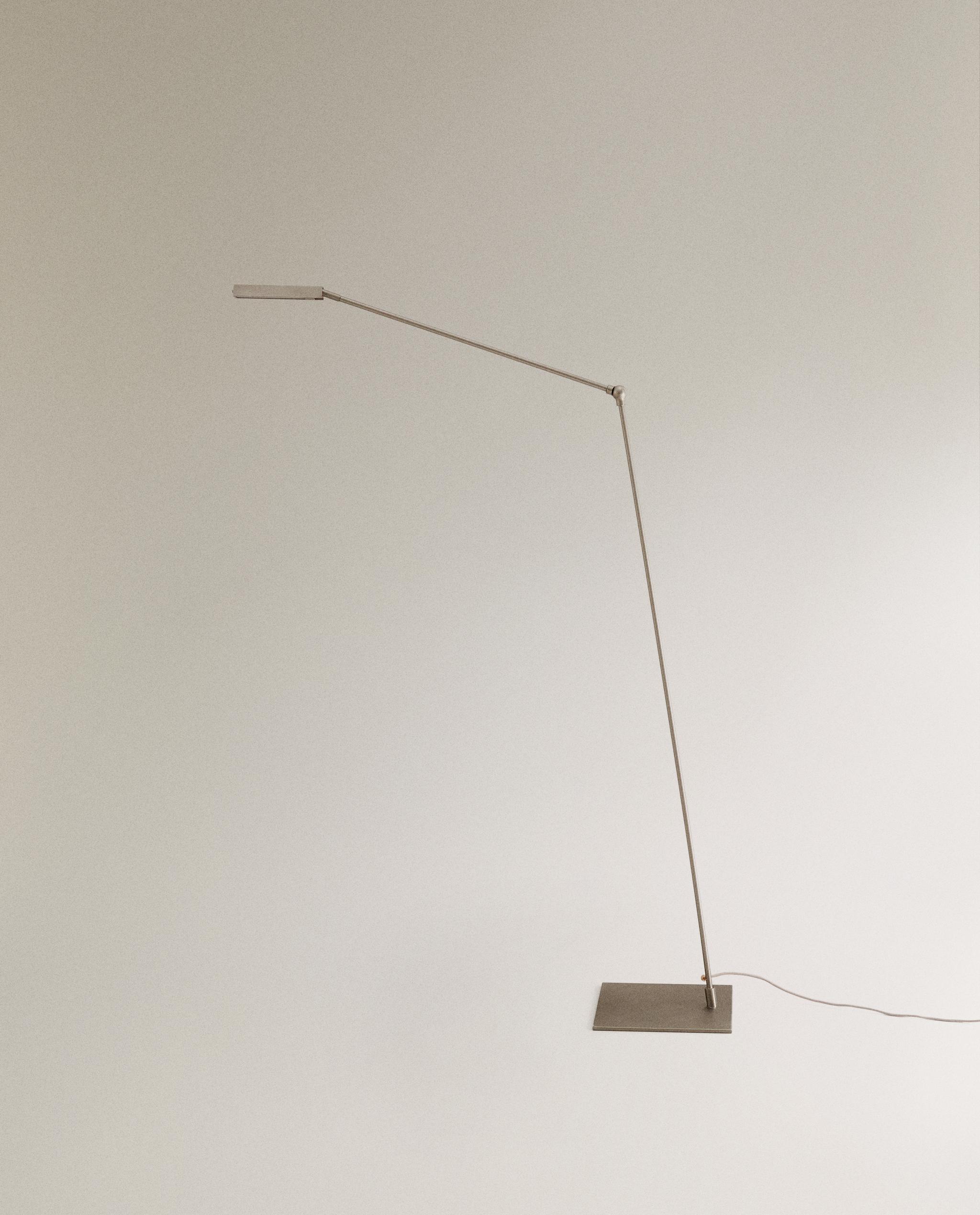 zarahome ライト モノカラー タッチ式 テーブルランプ | Zara Home 日本/Japan