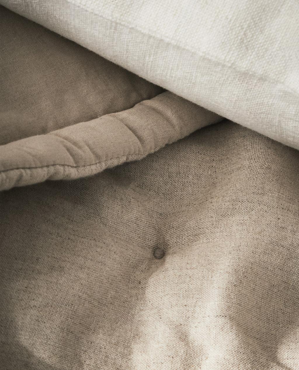 도트 퀼팅 린넨 차렵이불 도트 퀼팅 린넨 차렵이불