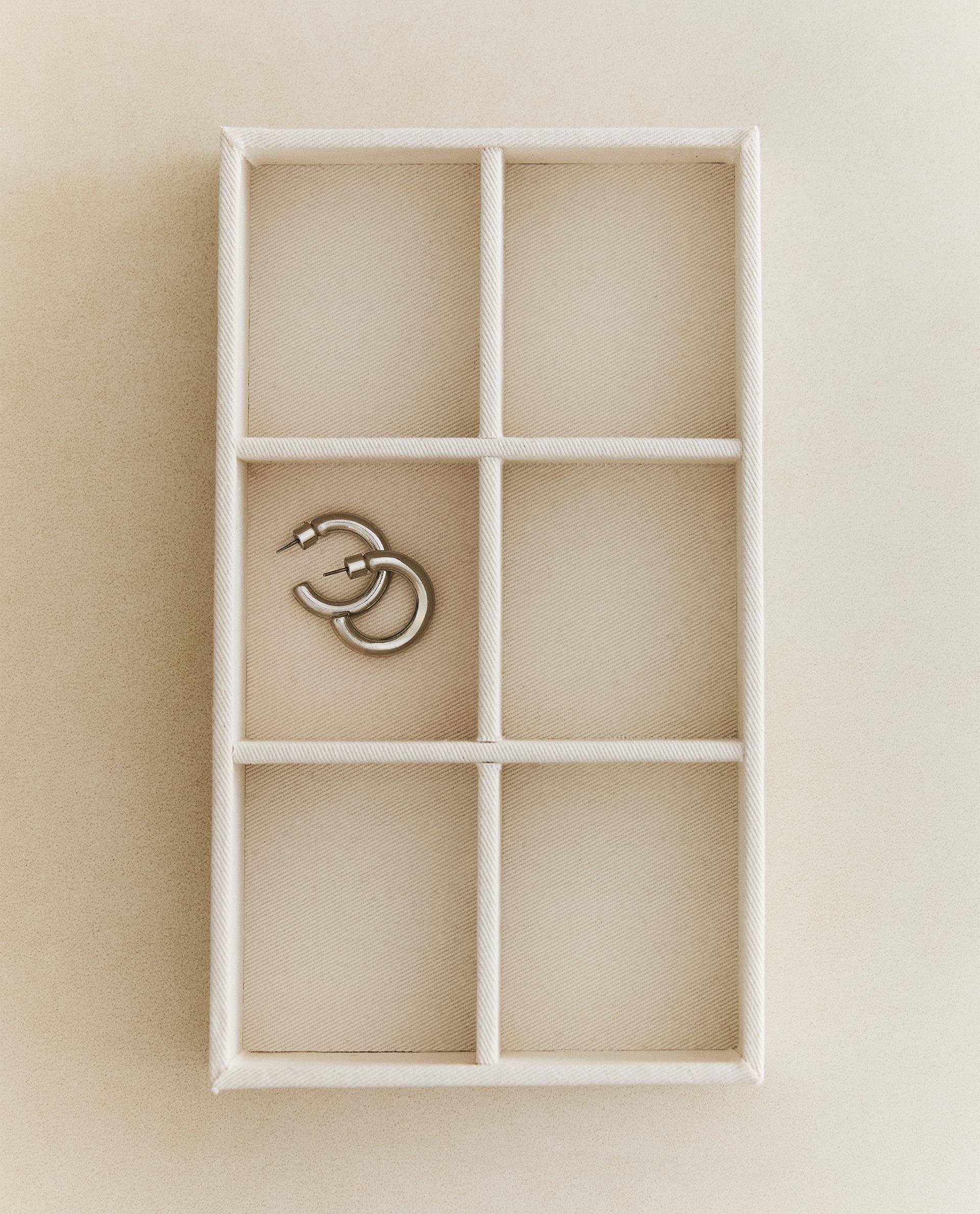 JEWELLERY STORAGE BOX