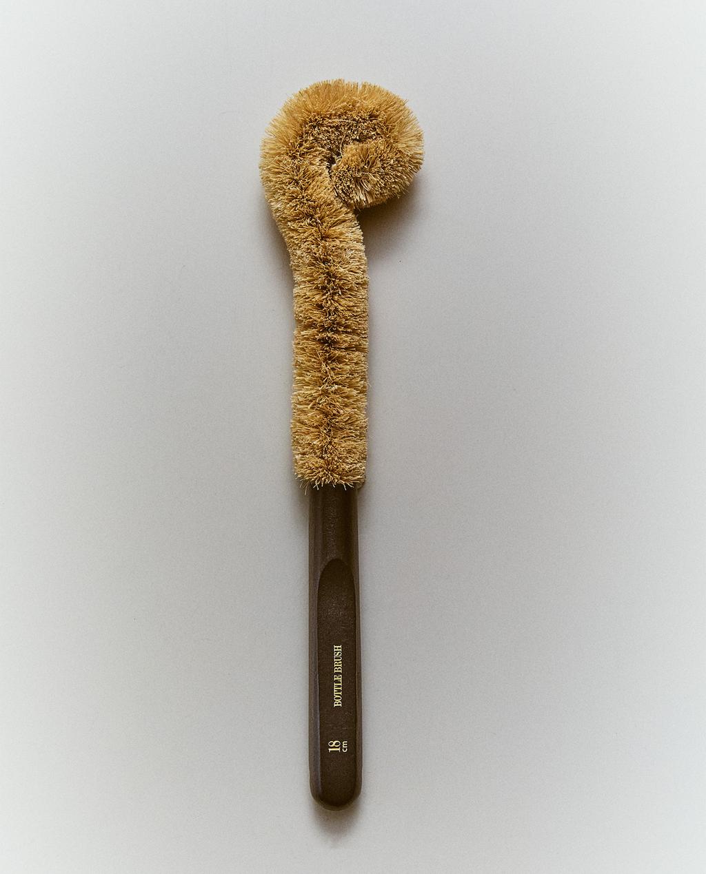 WOODEN BOTTLE BRUSH WOODEN BOTTLE BRUSH