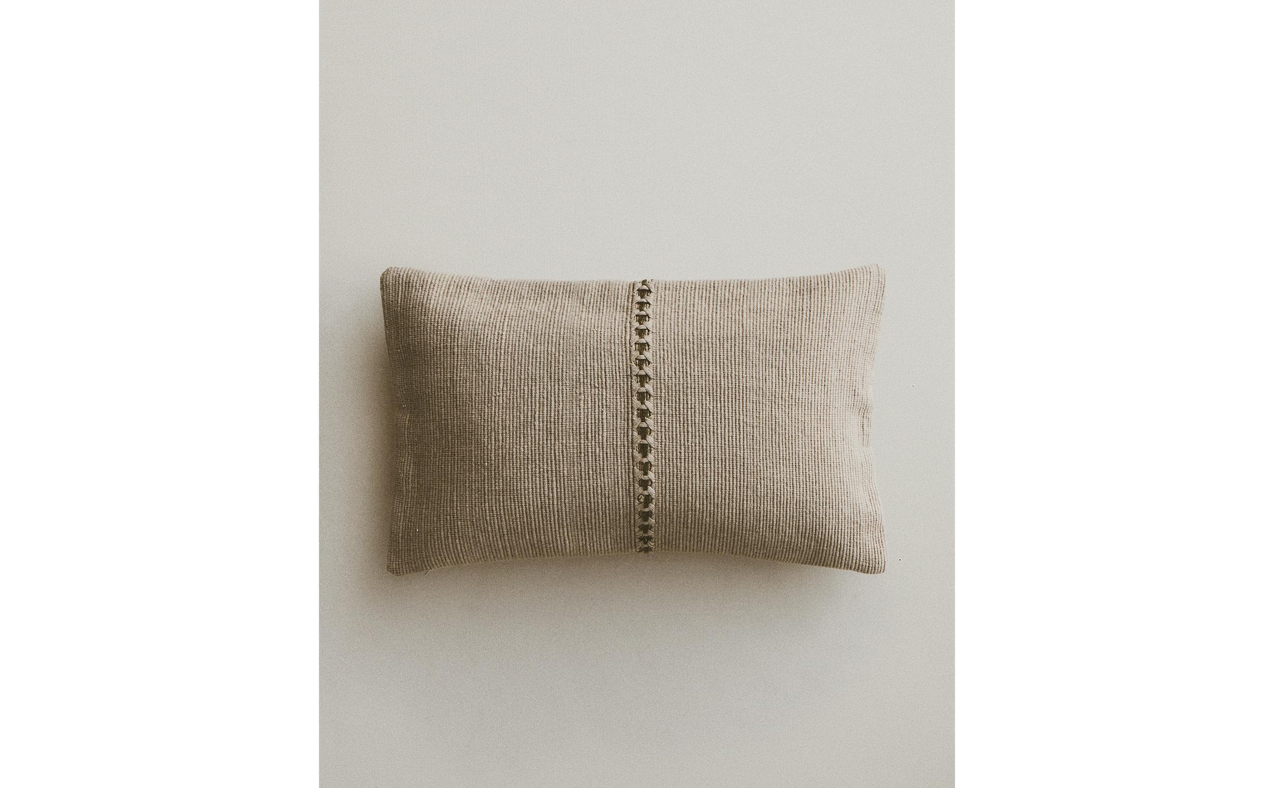 WOVEN CUSHION COVER product thumbnail 13