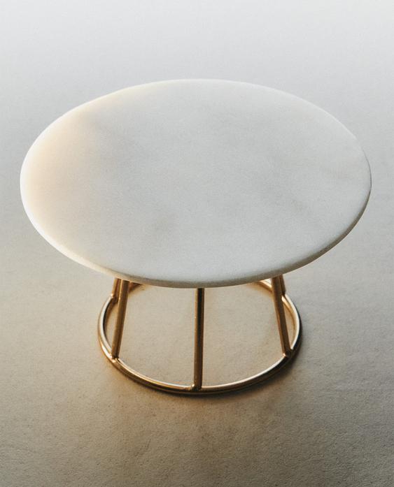 KERZENHALTER AUS MARMOR UND METALL KERZENHALTER AUS MARMOR UND METALL