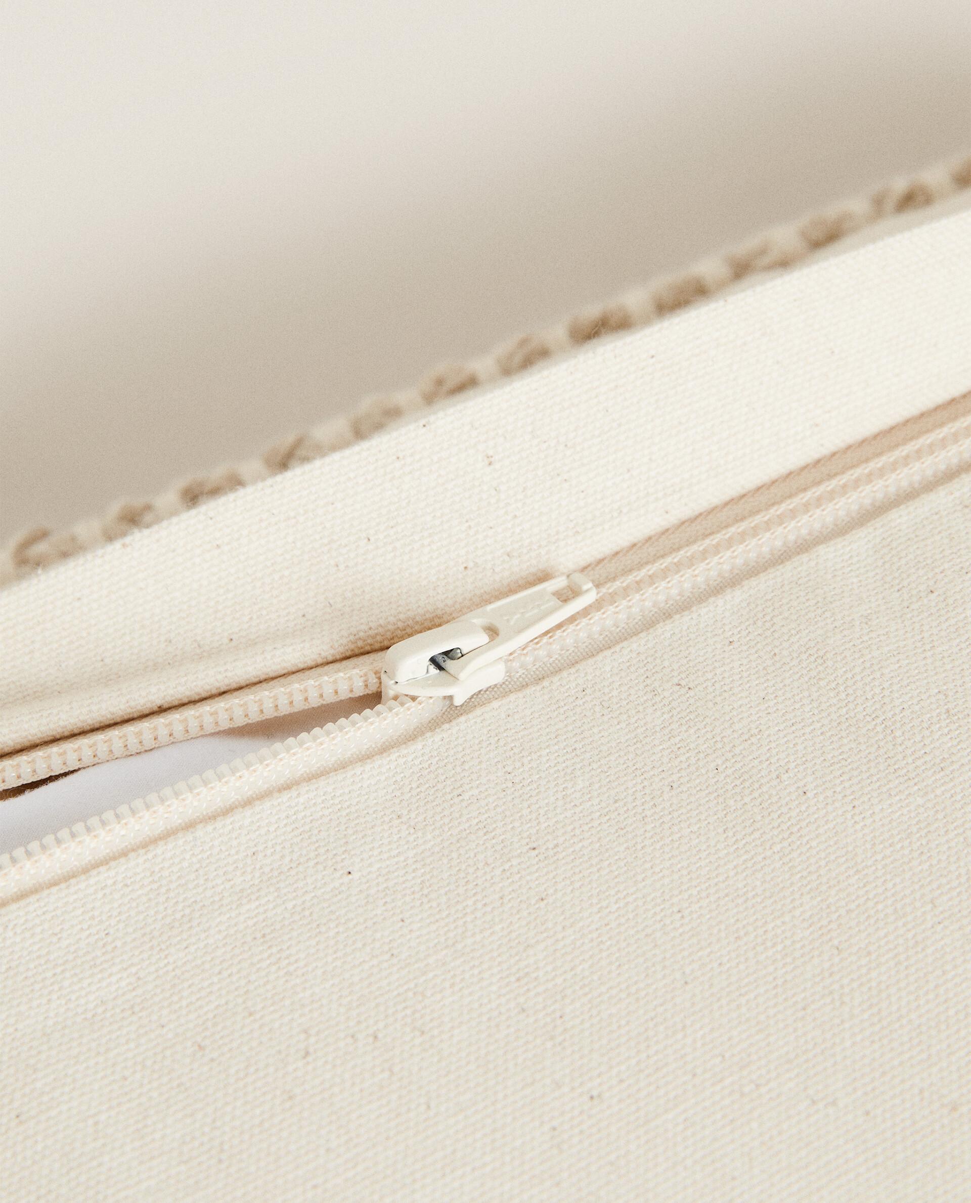 PLAITED CUSHION COVER product thumbnail 3