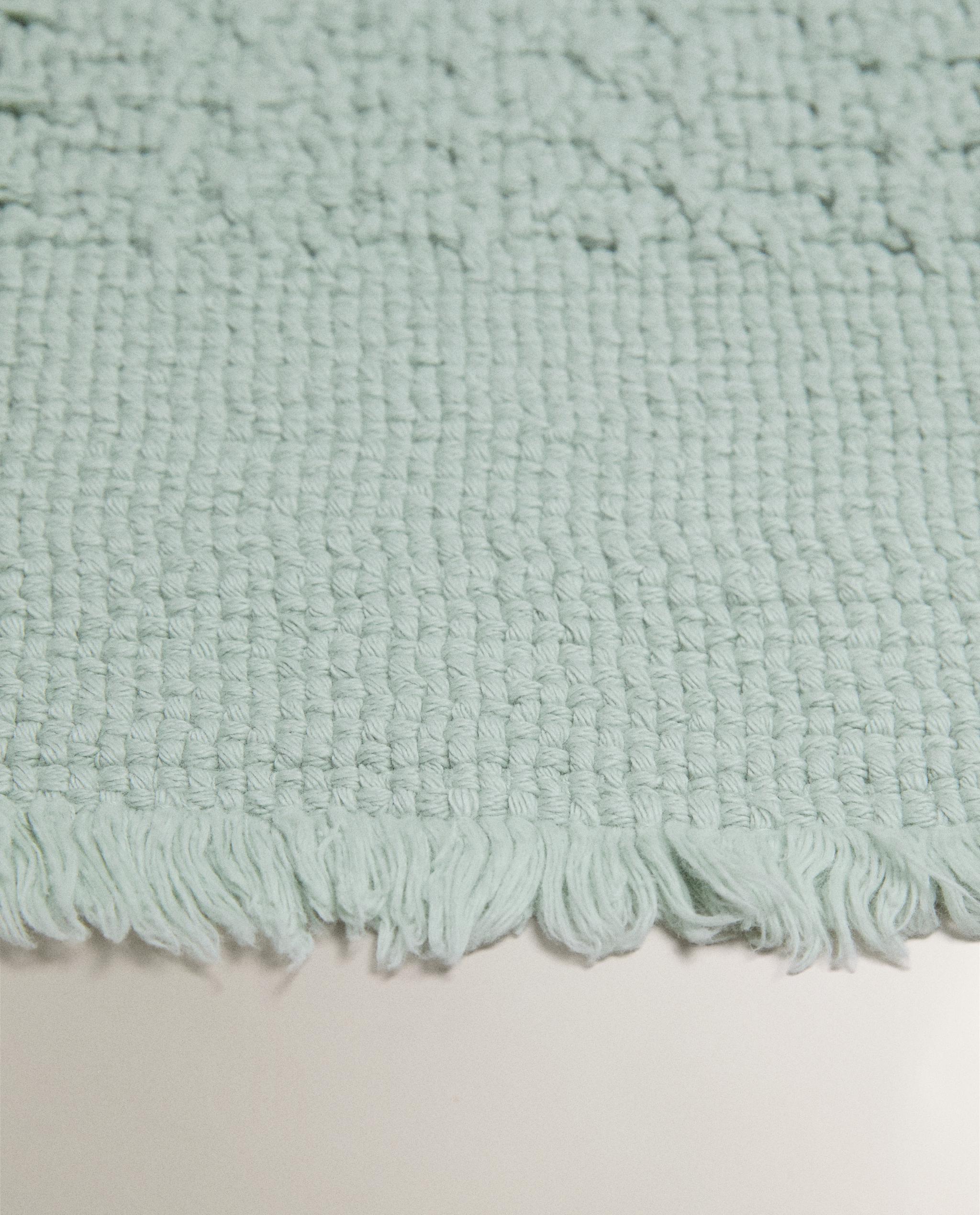 BATH MAT WITH FRAYED EDGES product thumbnail 7