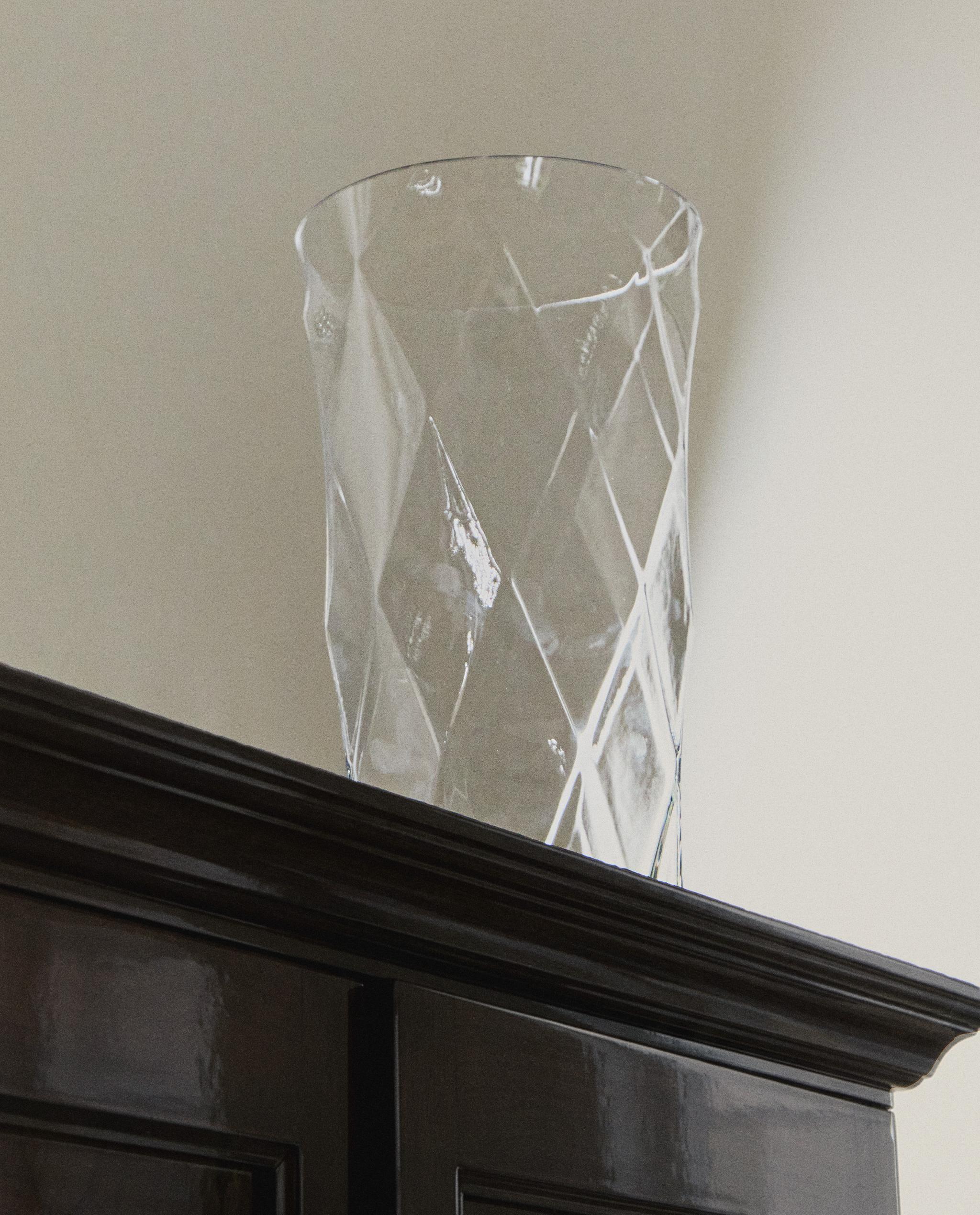DECORATIVE TALL GLASS VASE product thumbnail 8