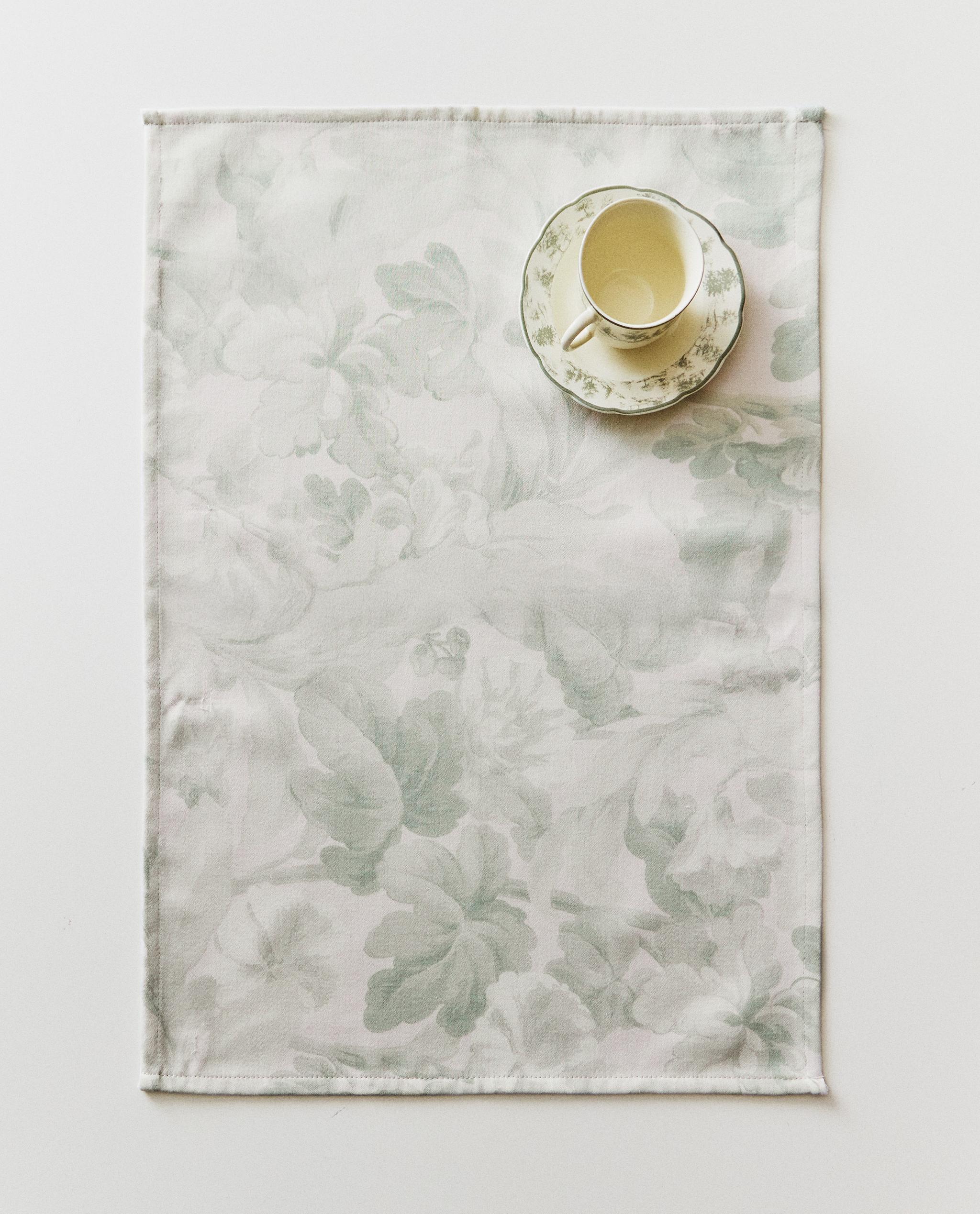 PLANT PRINT NAPKIN PACK (PACK OF 2) product thumbnail 9