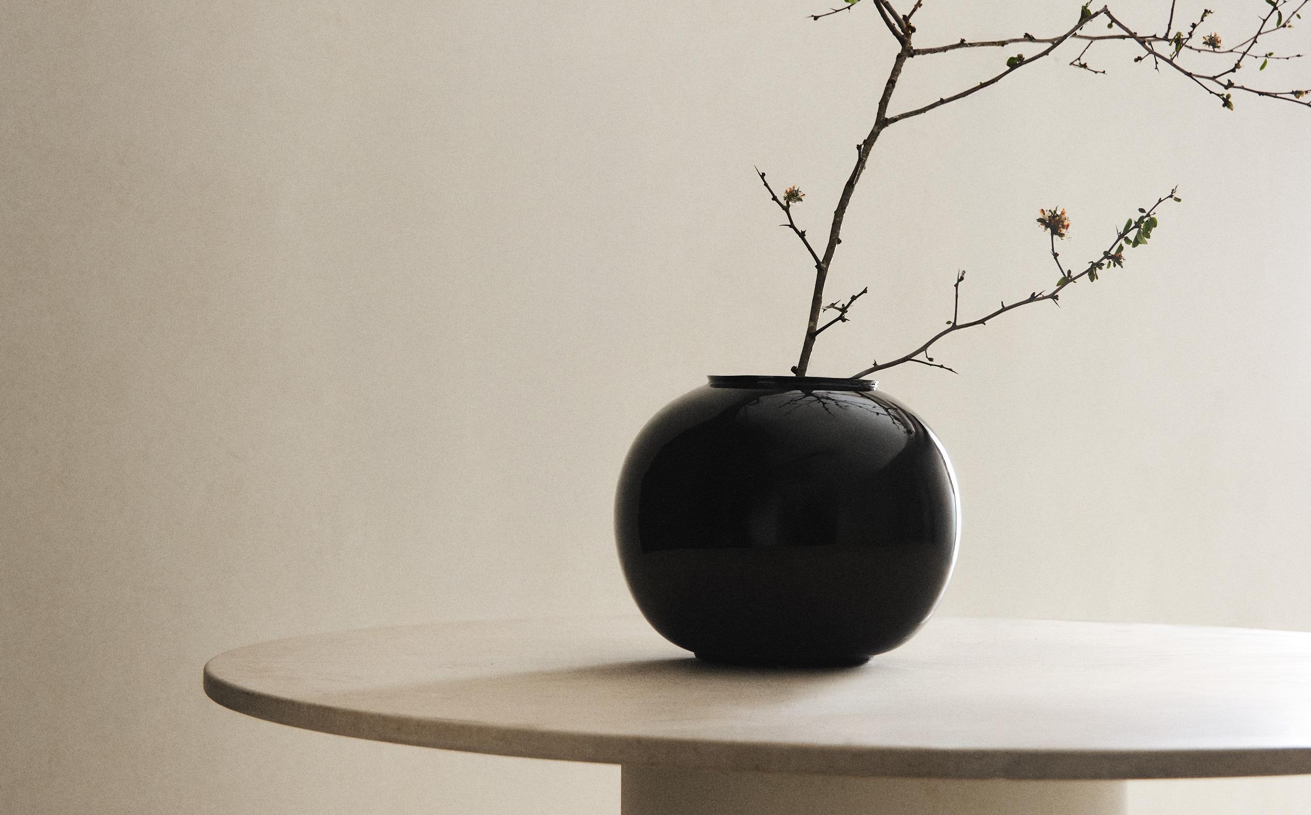 GLOSS SPHERE VASE product thumbnail 12