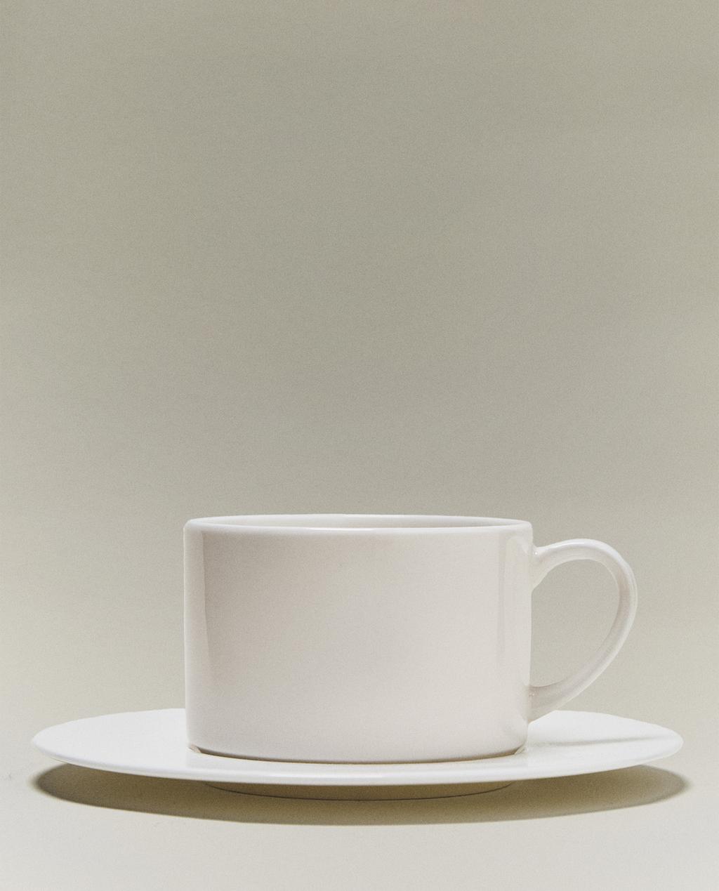 TEETASSE AUS KNOCHENPORZELLAN TEETASSE AUS KNOCHENPORZELLAN