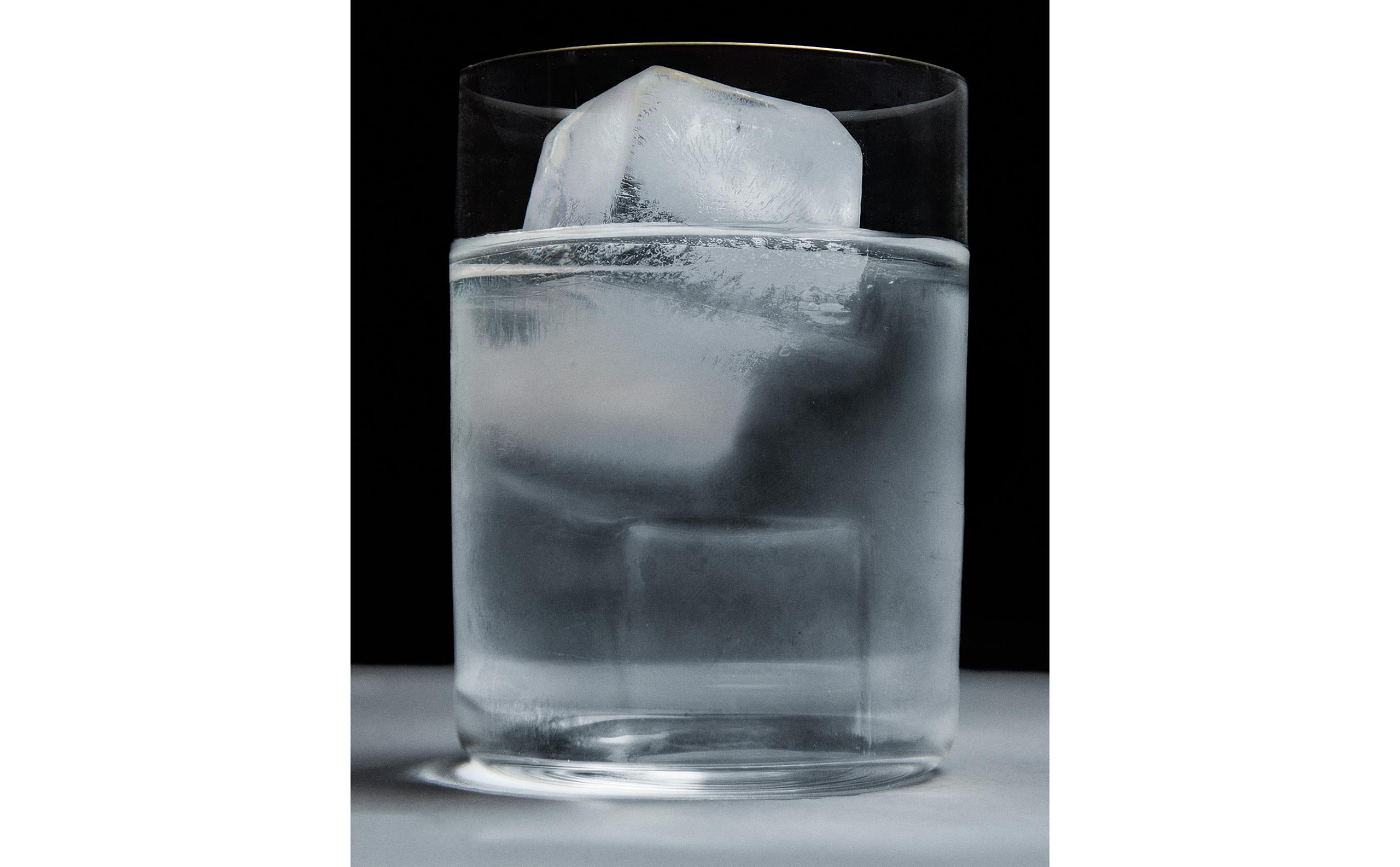 STRAIGHT CRYSTALLINE TUMBLER SET product thumbnail 9