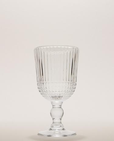 WINE GLASS WITH RAISED GEOMETRIC DESIGN WINE GLASS WITH RAISED GEOMETRIC DESIGN