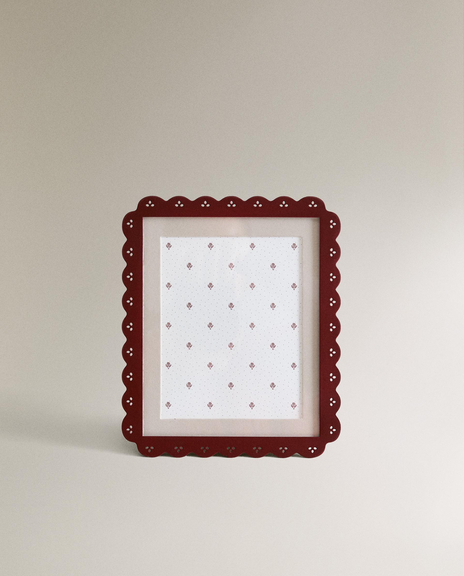 CHILDREN’S METAL PICTURE FRAME WITH WAVY EDGE - NEW IN - | Zara Home United States of America | Zara Home United States of America