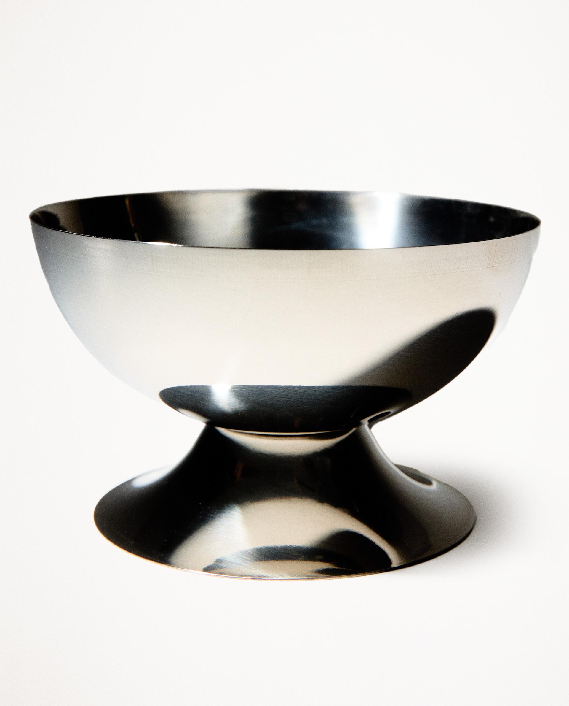 SHINY METAL ICE CREAM GLASS product thumbnail 4