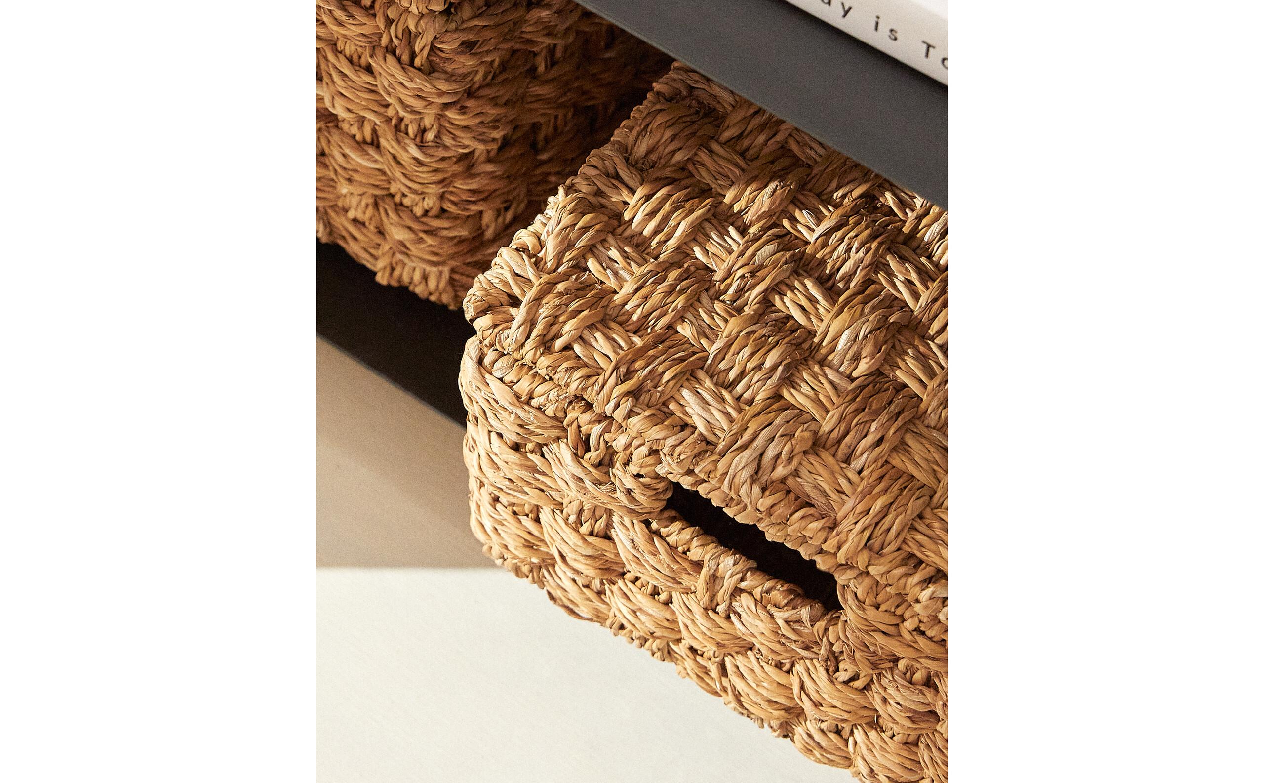 RECTANGULAR SEAGRASS BASKET WITH LID product thumbnail 17