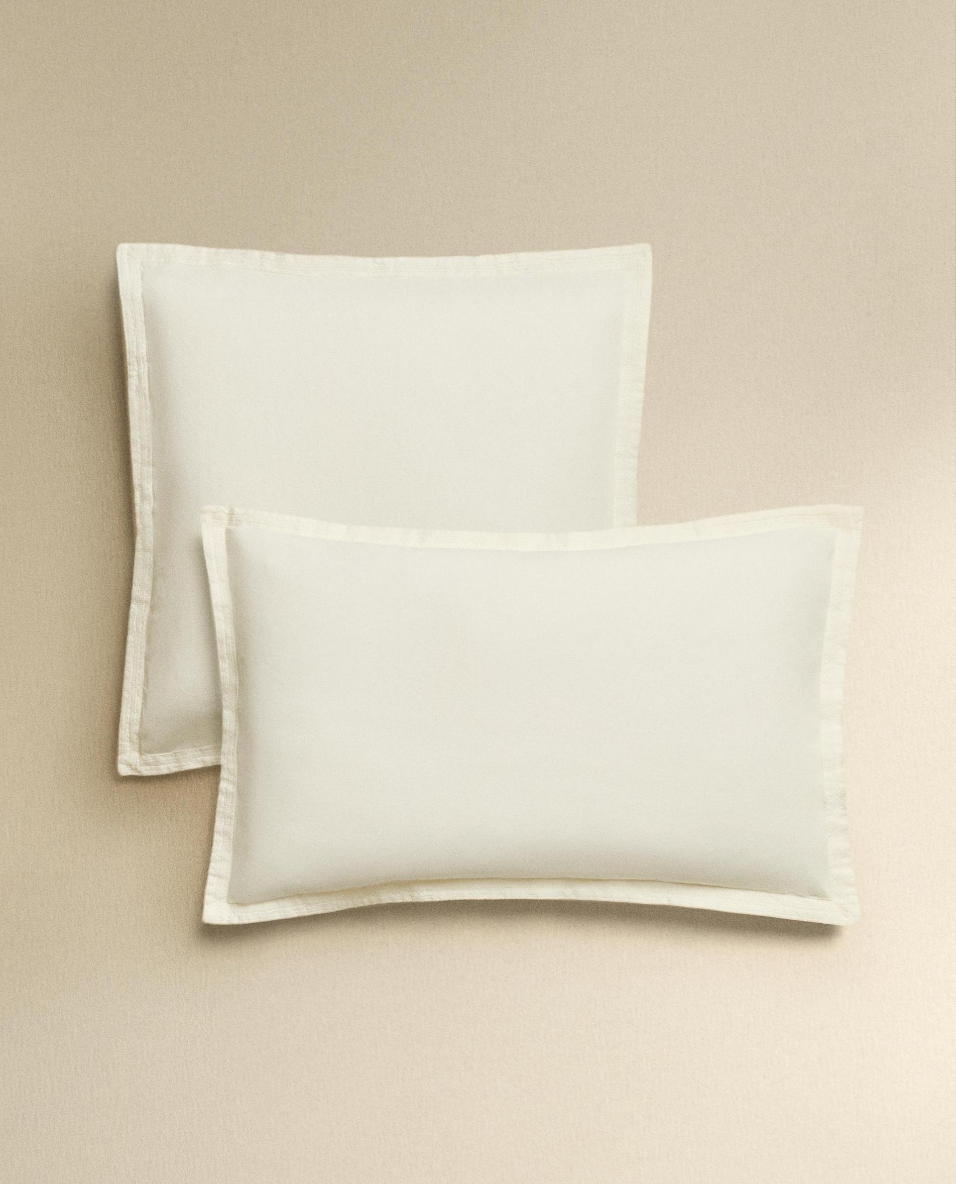 FUNDA DE COIXÍ BRODADA FUNDA DE COIXÍ BRODADA