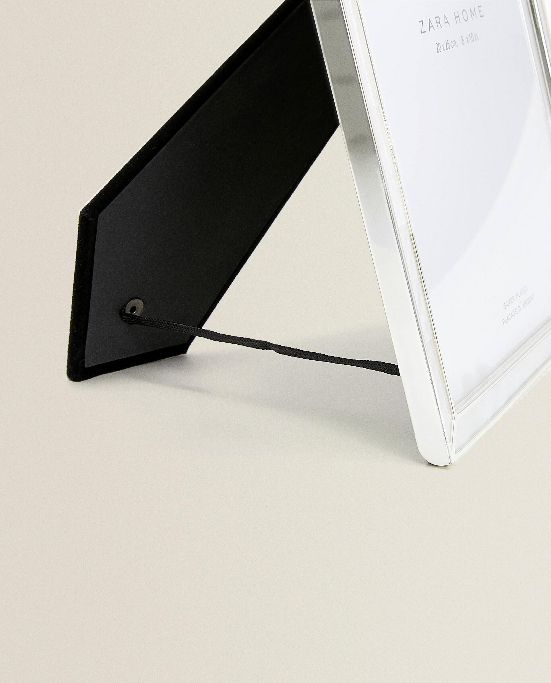 FINE-EDGE MOTHER-OF-PEARL PHOTO FRAME product thumbnail 8