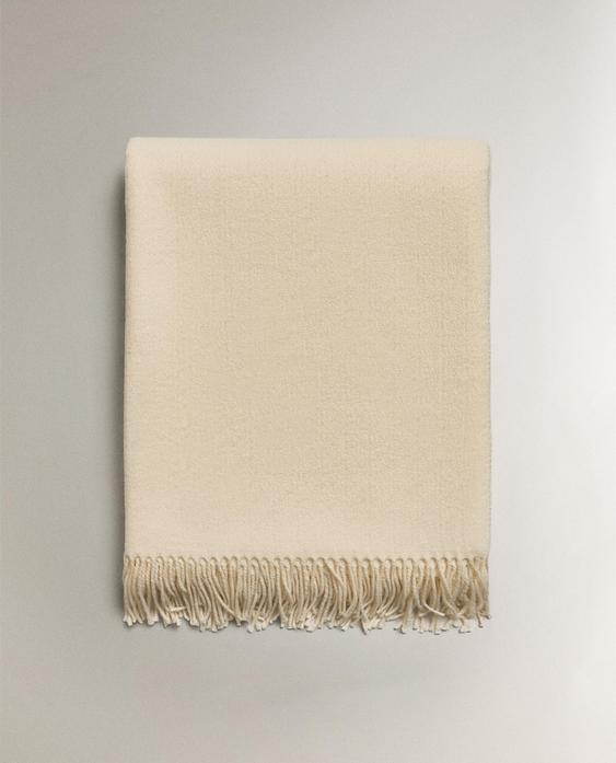 ΔΙΑΚΟΣΜΗΤΙΚΗ ΚΟΥΒΕΡΤΑ ΜΕ ΚΡΟΣΣΙΑ ΔΙΑΚΟΣΜΗΤΙΚΗ ΚΟΥΒΕΡΤΑ ΜΕ ΚΡΟΣΣΙΑ