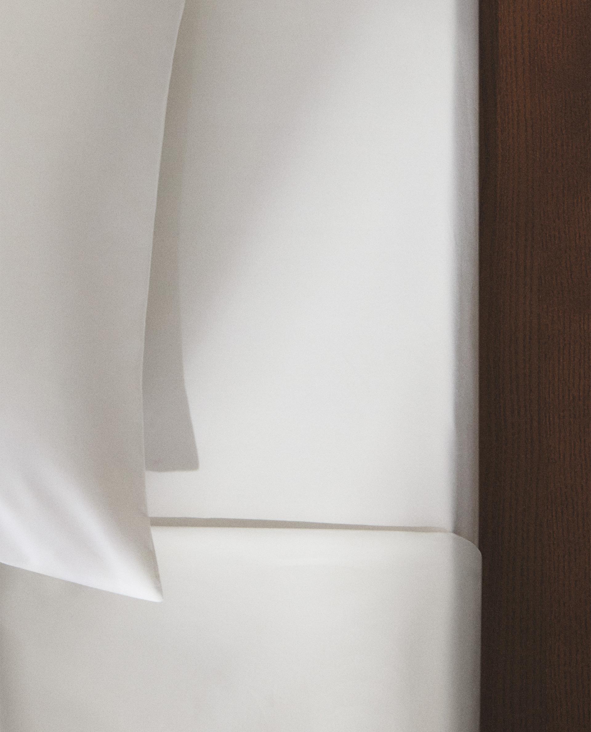 PERCALE FITTED SHEET | 40 CM HIGH (200 THREAD COUNT) product thumbnail 3