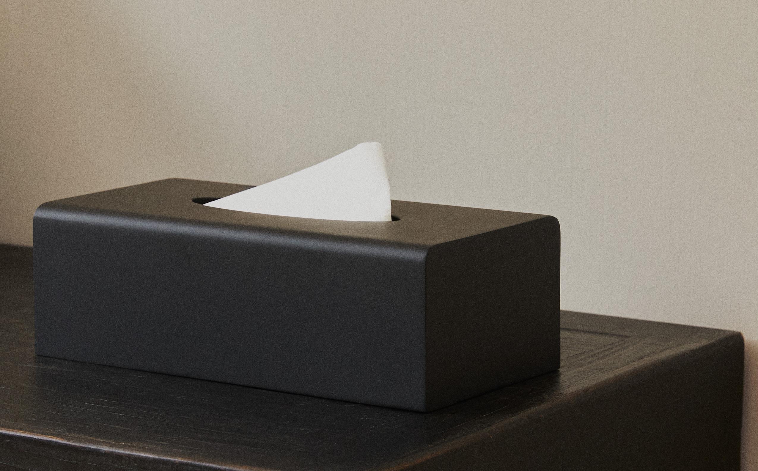 BLACK RESIN TISSUE BOX