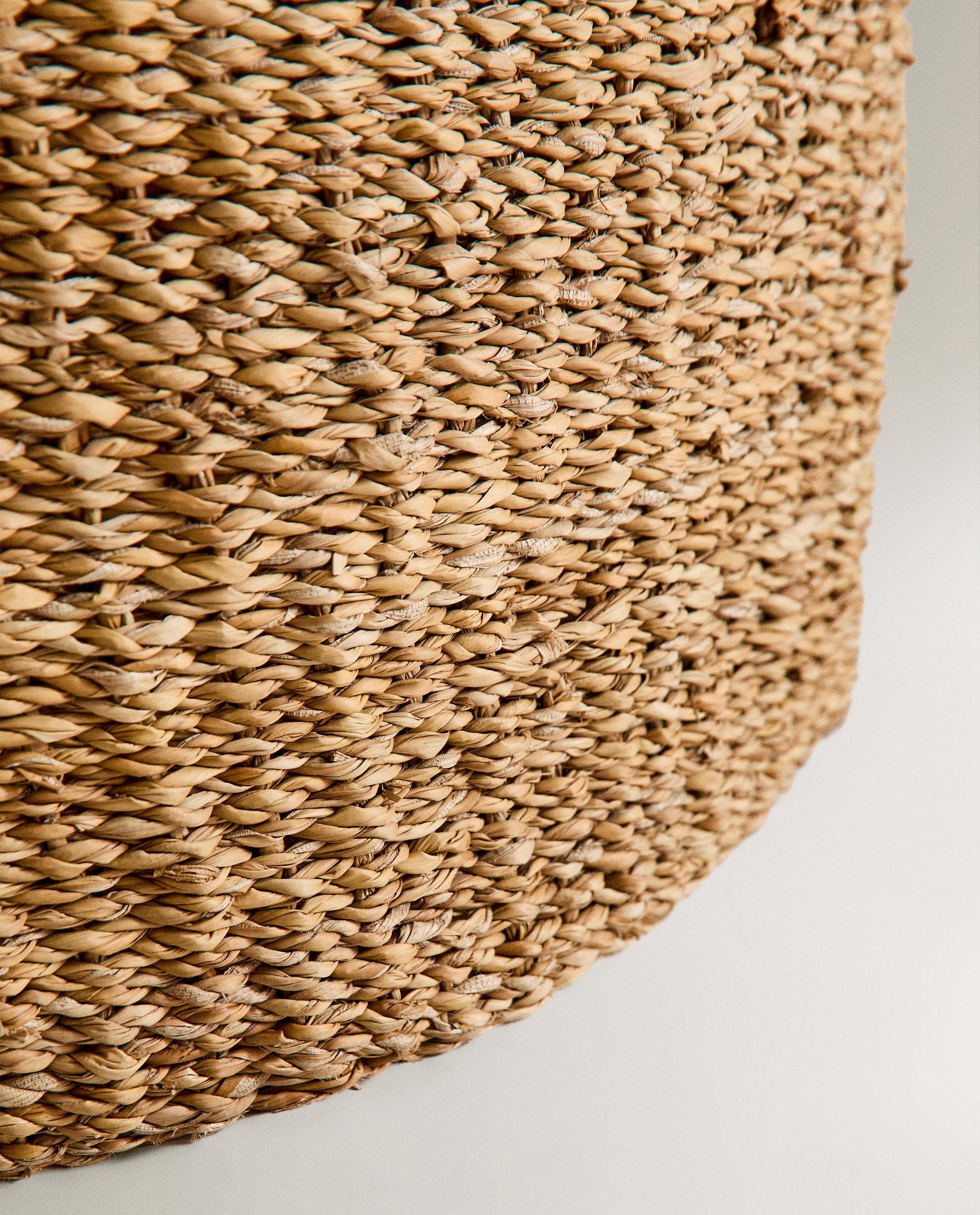 SEAGRASS BASKET WITH HANDLES product thumbnail 4