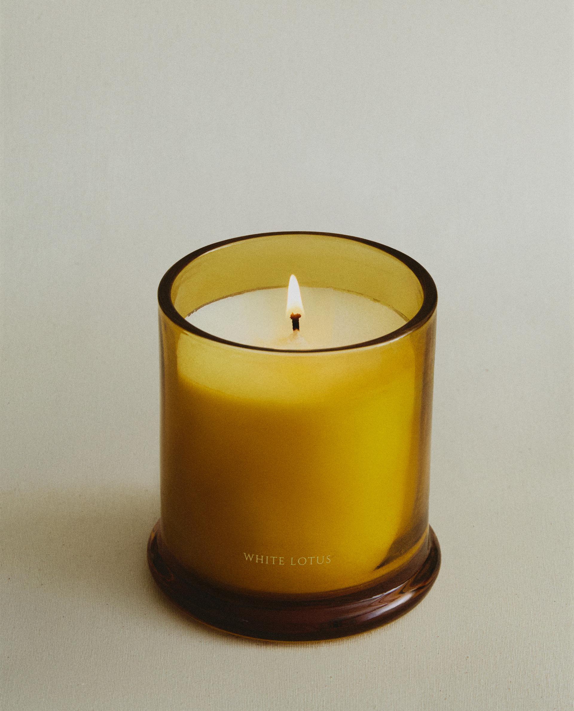 (350 G) WHITE LOTUS SCENTED CANDLE product thumbnail 2
