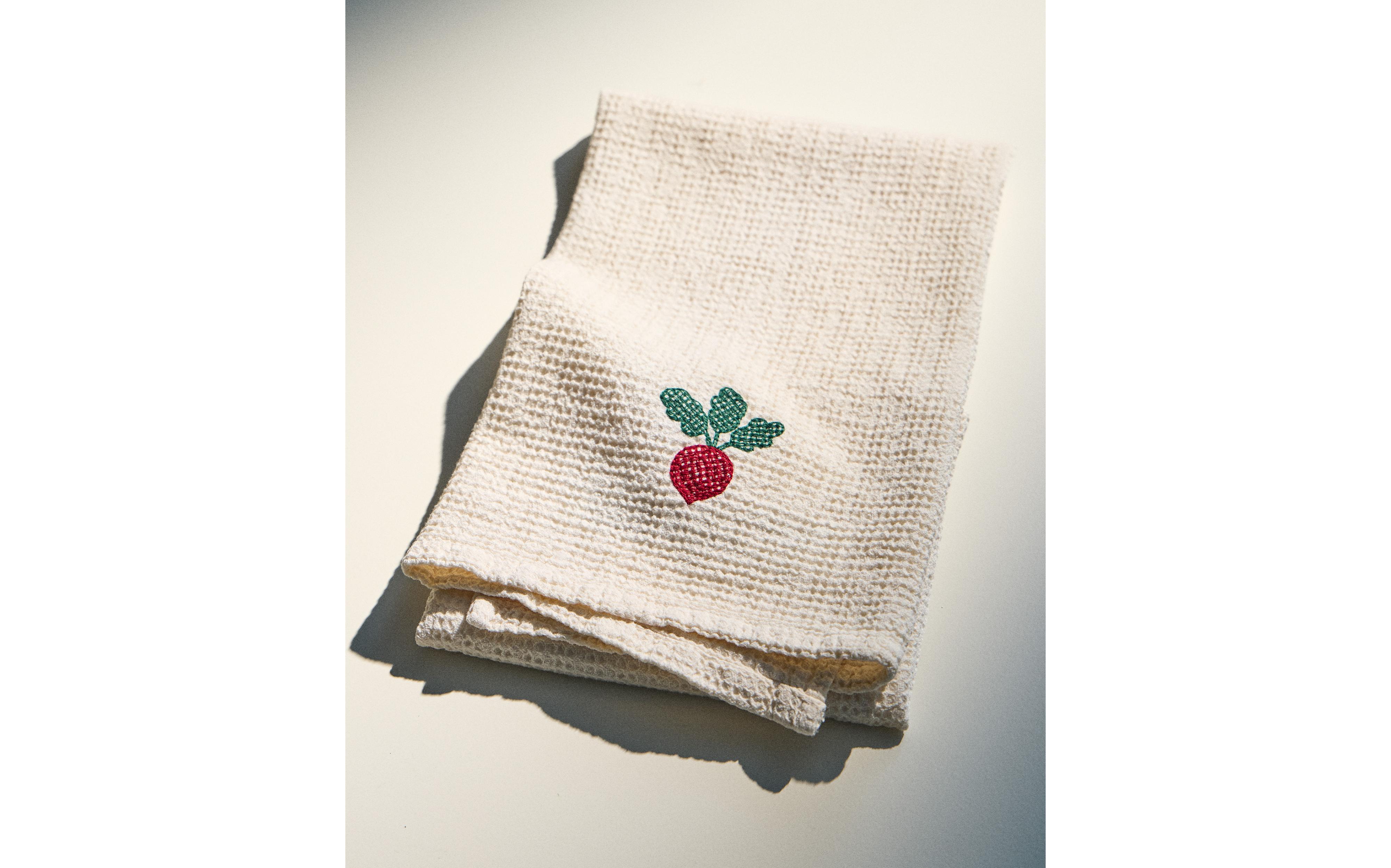 WAFFLE-KNIT TEA TOWEL product thumbnail 9