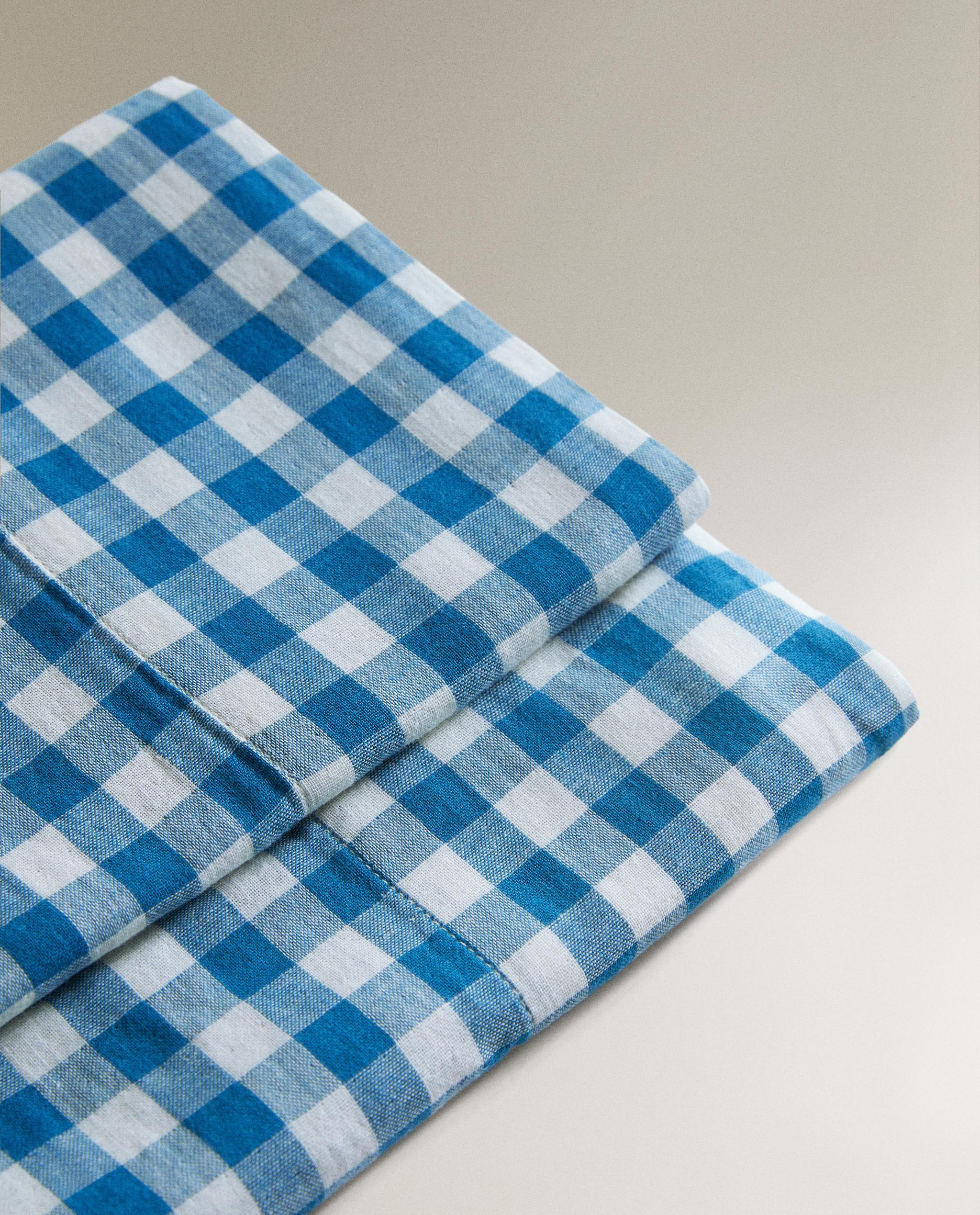 CHECK COT PILLOWCASE AND FLAT SHEET SET product thumbnail 3