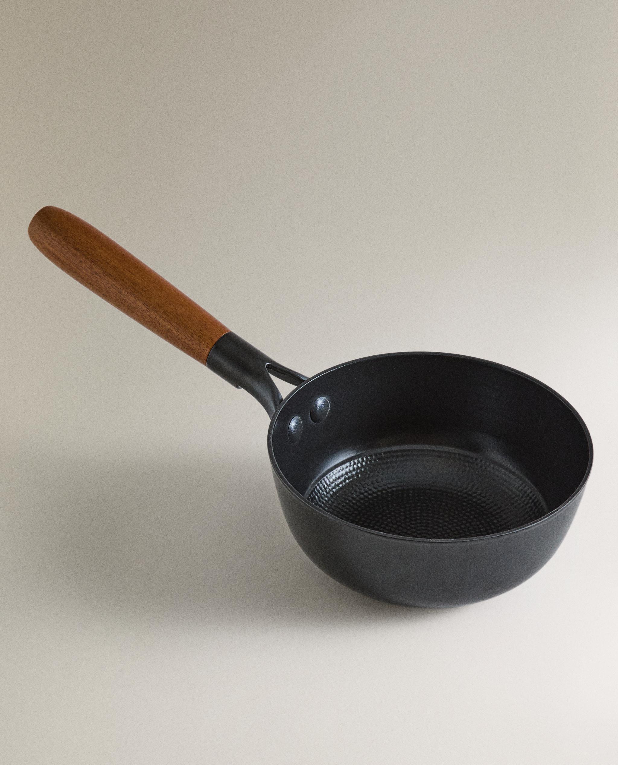 IRON SAUCEPAN product thumbnail 14