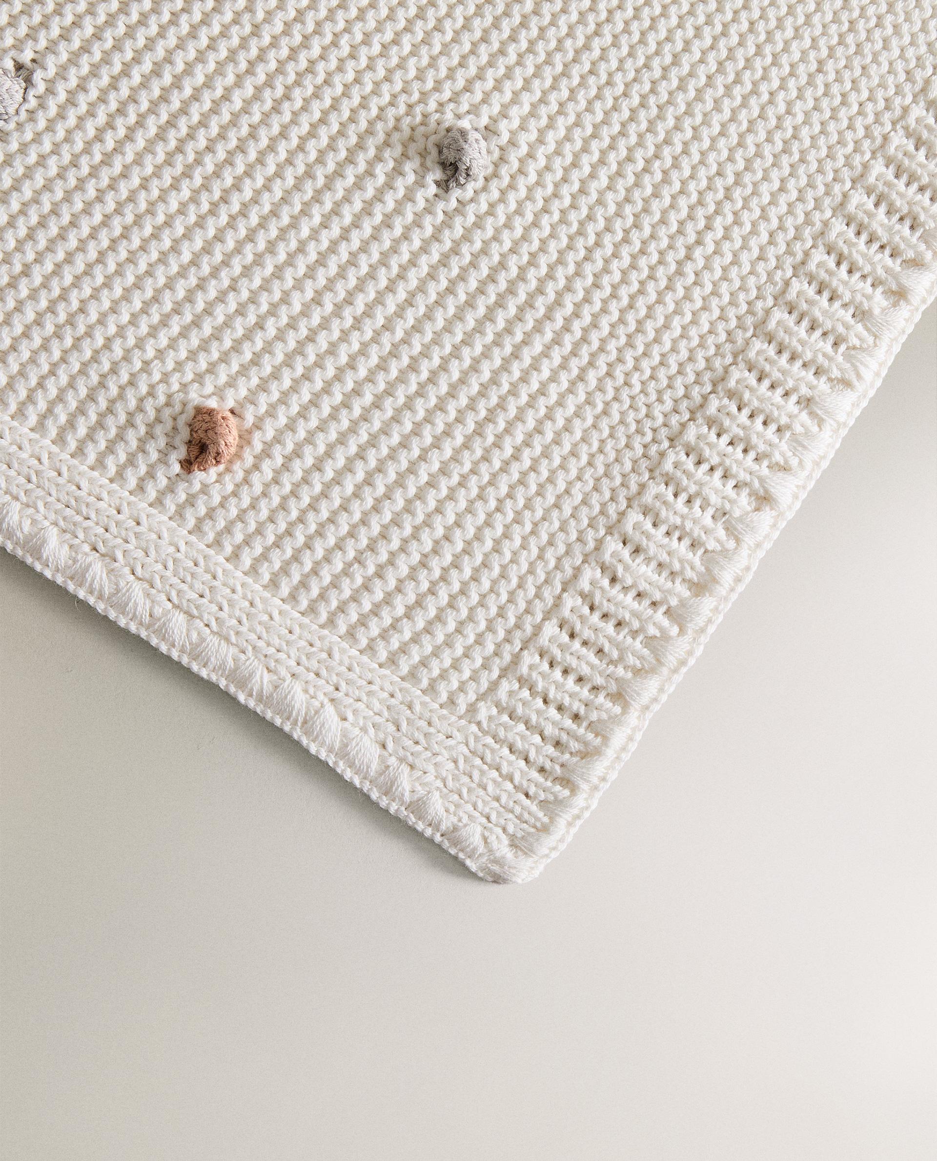 KNIT BABY BLANKET product thumbnail 14