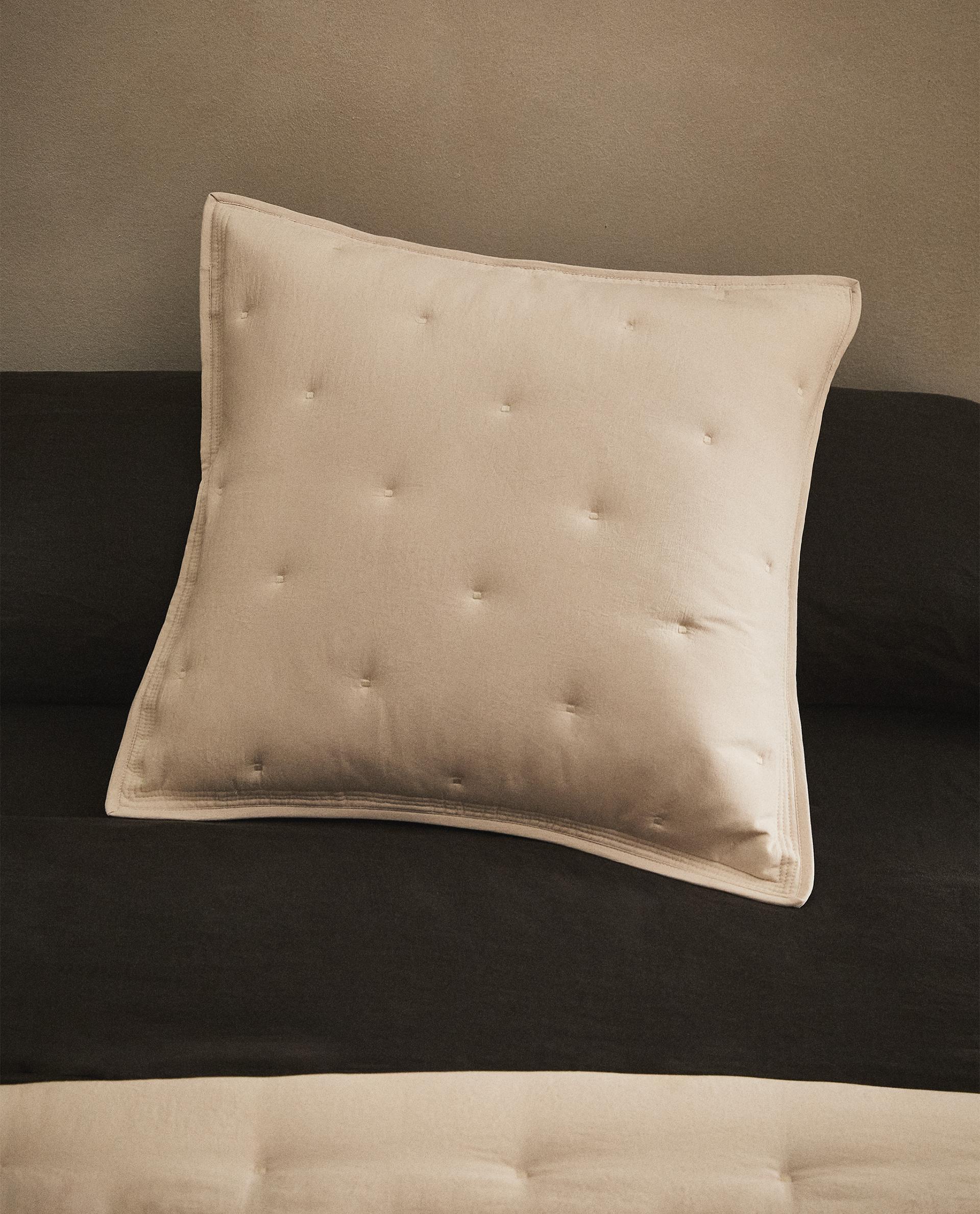 MICROFIBRE CUSHION COVER