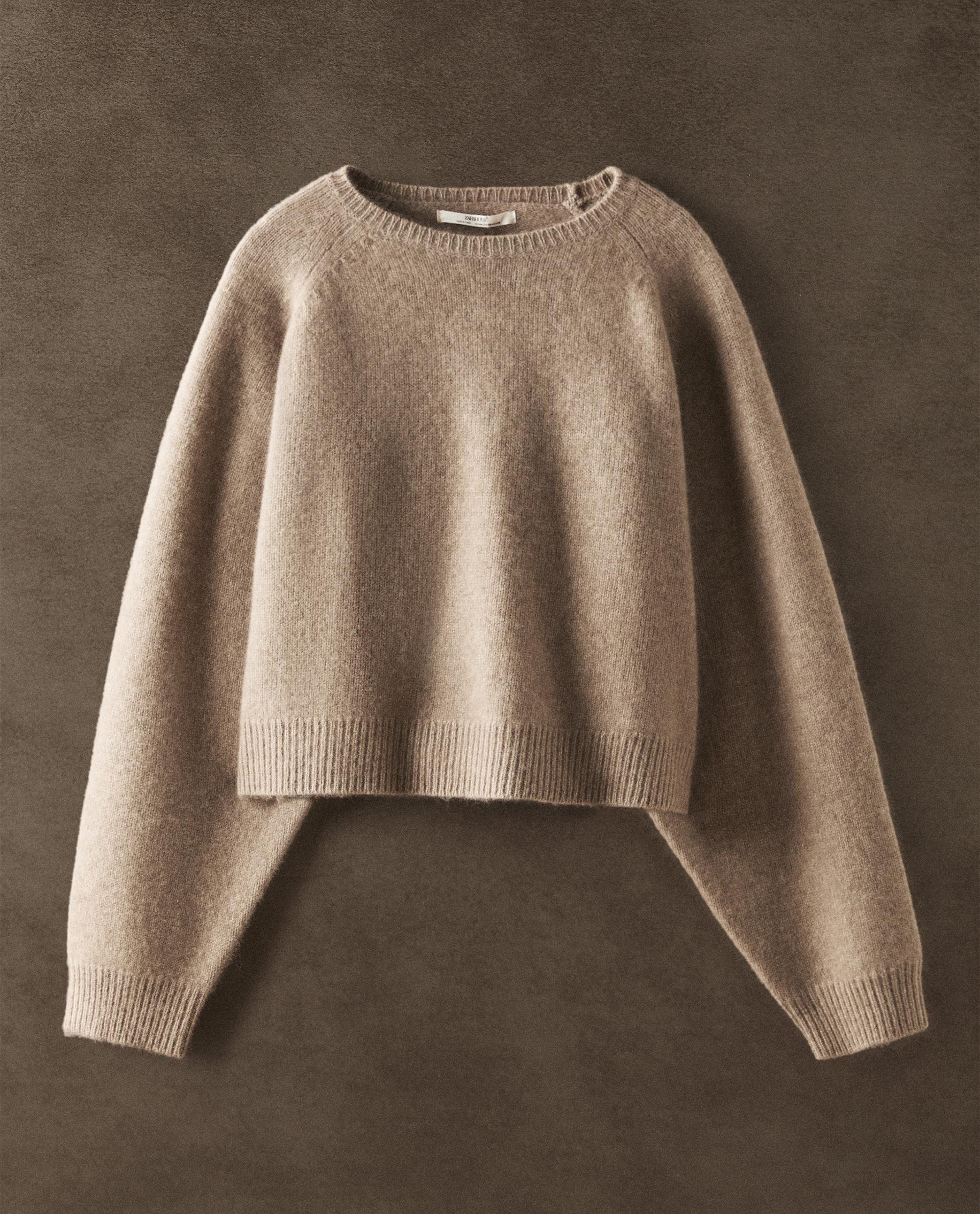 CASHMERE SWEATER