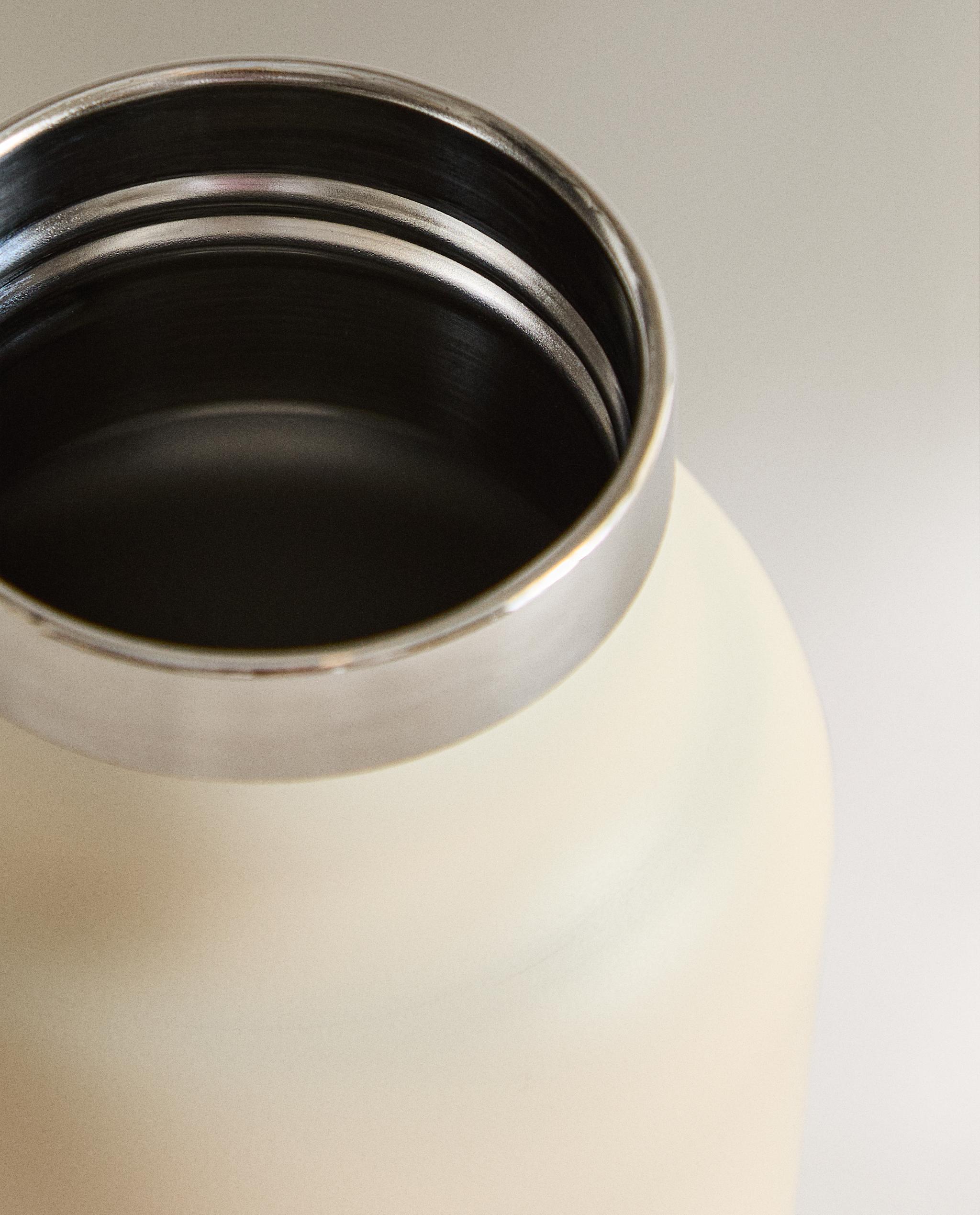 LACQUERED STAINLESS STEEL BOTTLE product thumbnail 7