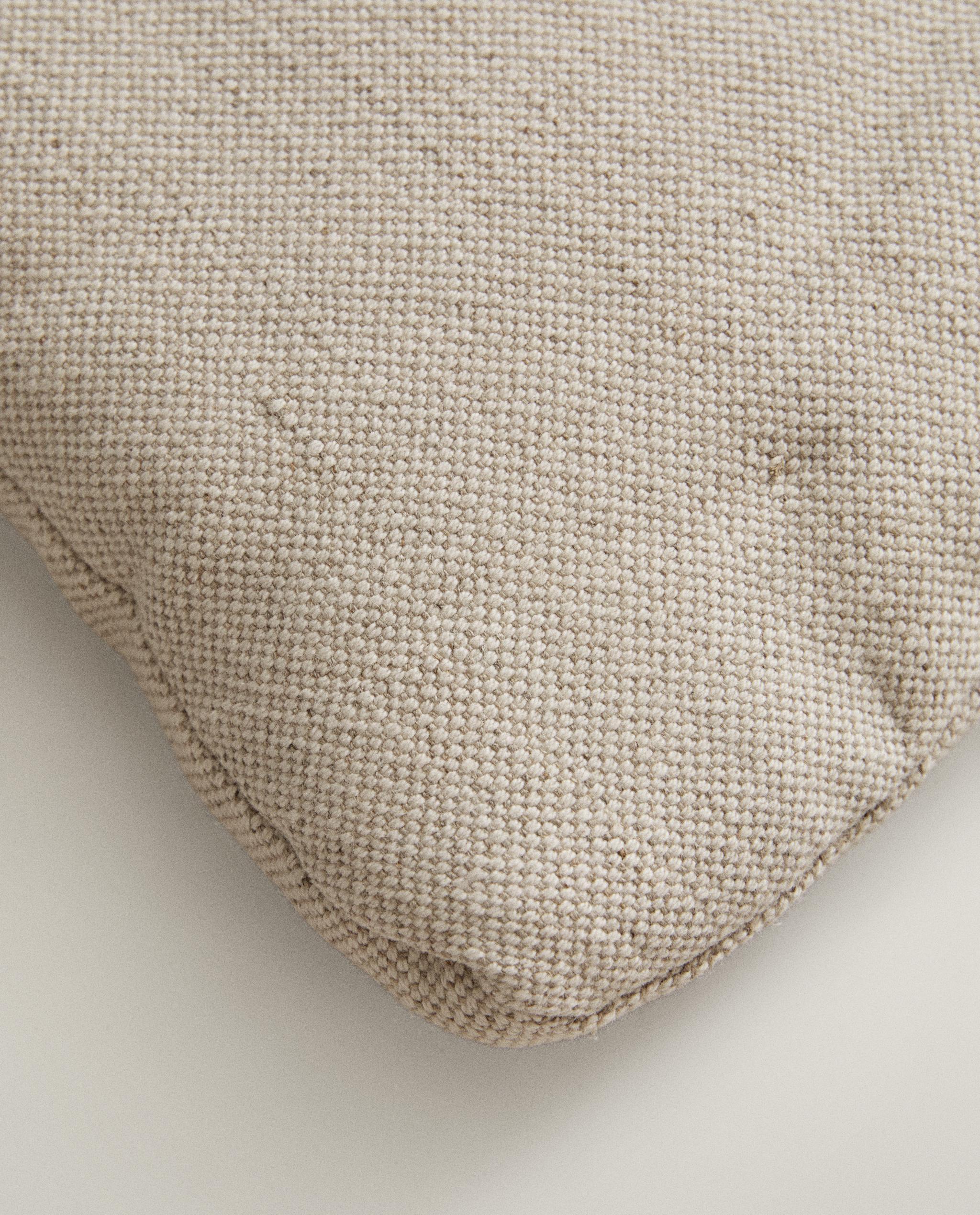 LONG LINEN CUSHION product thumbnail 9