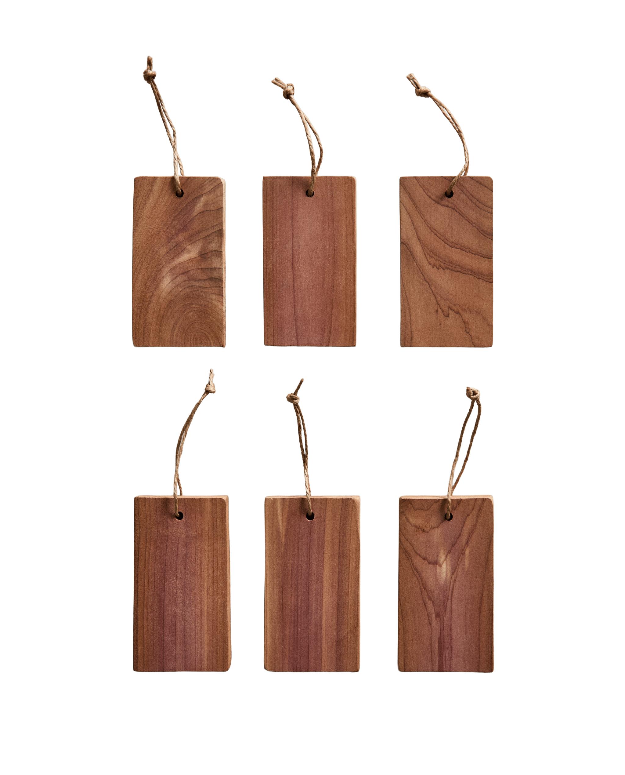 PACK OF WARDROBE CEDAR BLOCKS (PACK OF 6) product thumbnail 2