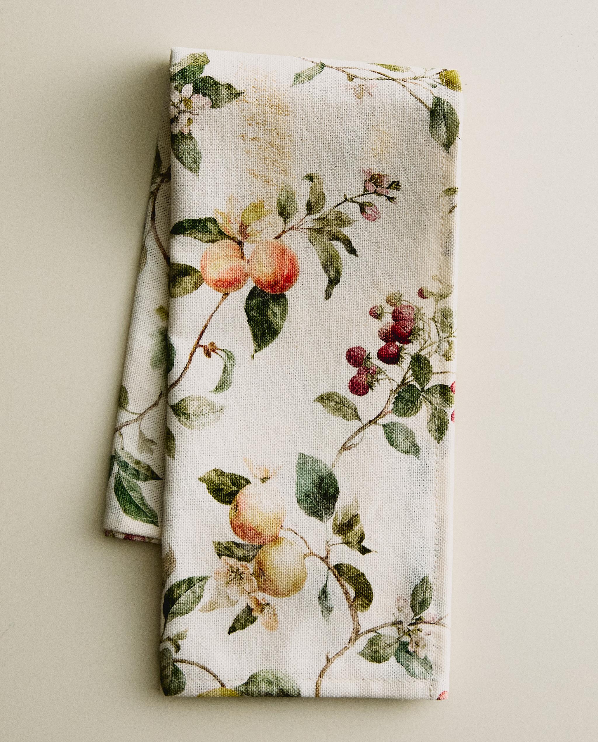 BOTANICAL PRINT NAPKINS (PACK OF 2)