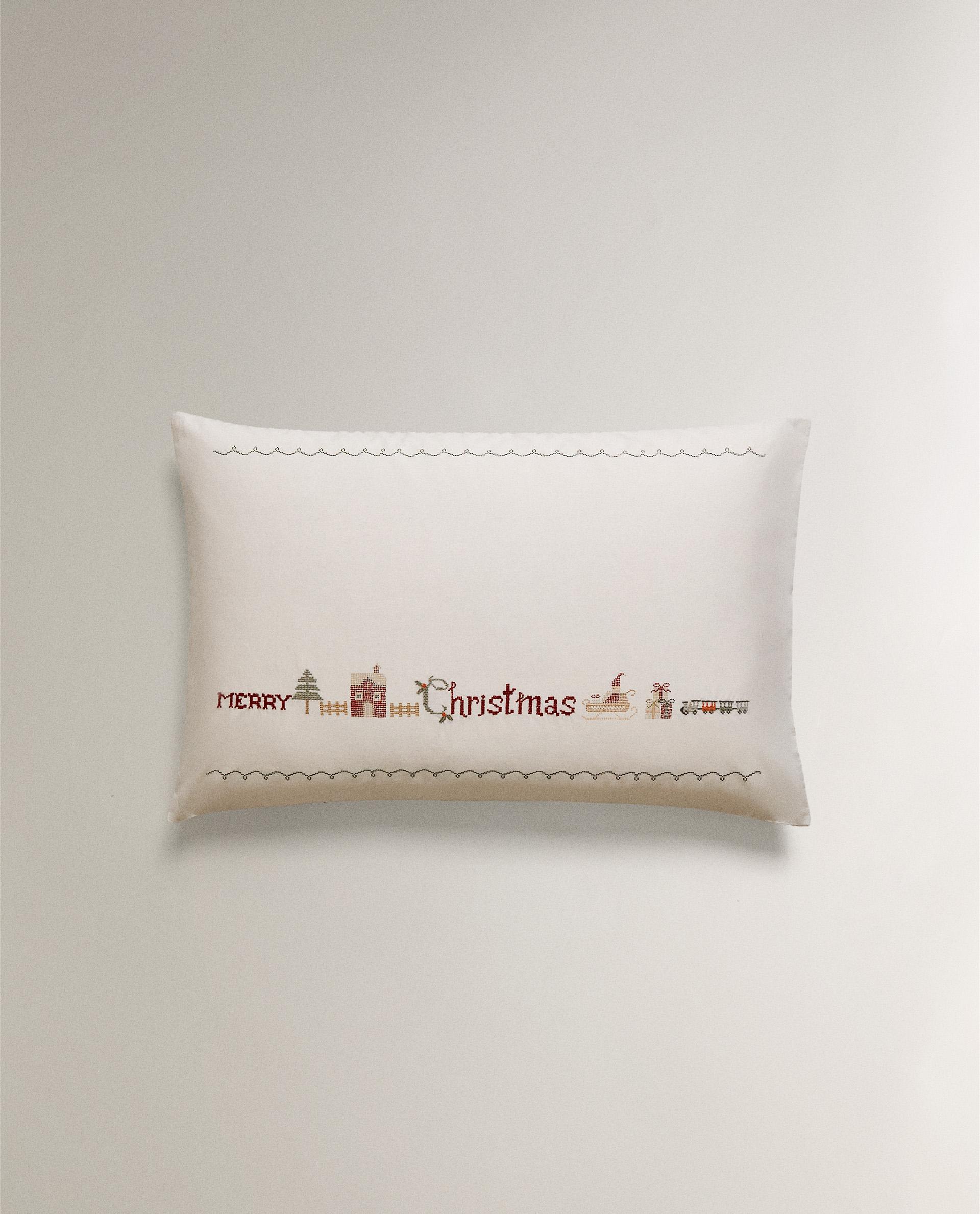 CHILDREN’S CHRISTMAS STITCHING PILLOWCASE