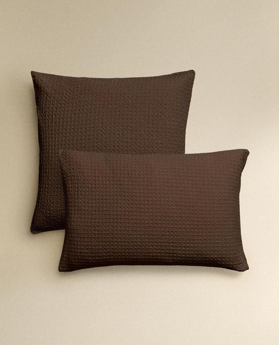 WAFFLE-KNIT PILLOWCASE