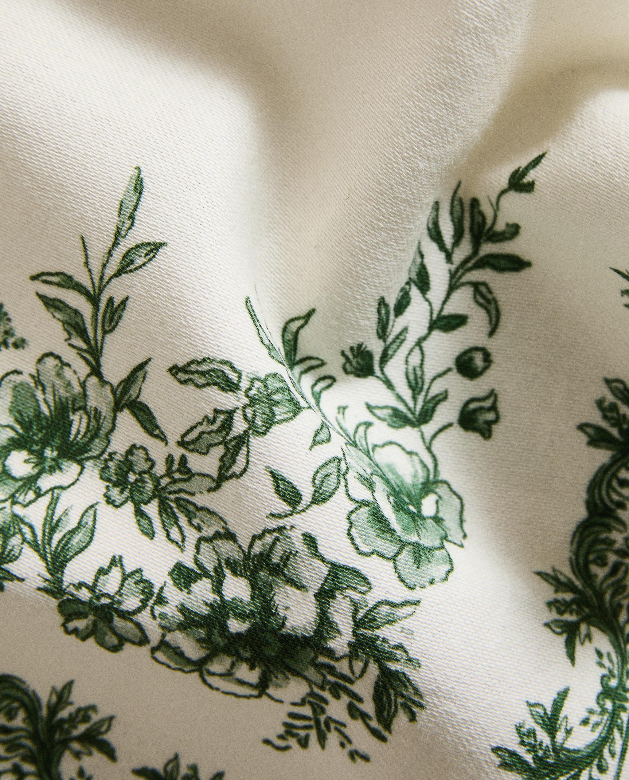 PRINTED SATEEN PLACEMAT product thumbnail 17