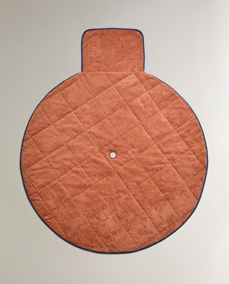 BEACH TOWEL UMBRELLA STAND BEACH TOWEL UMBRELLA STAND