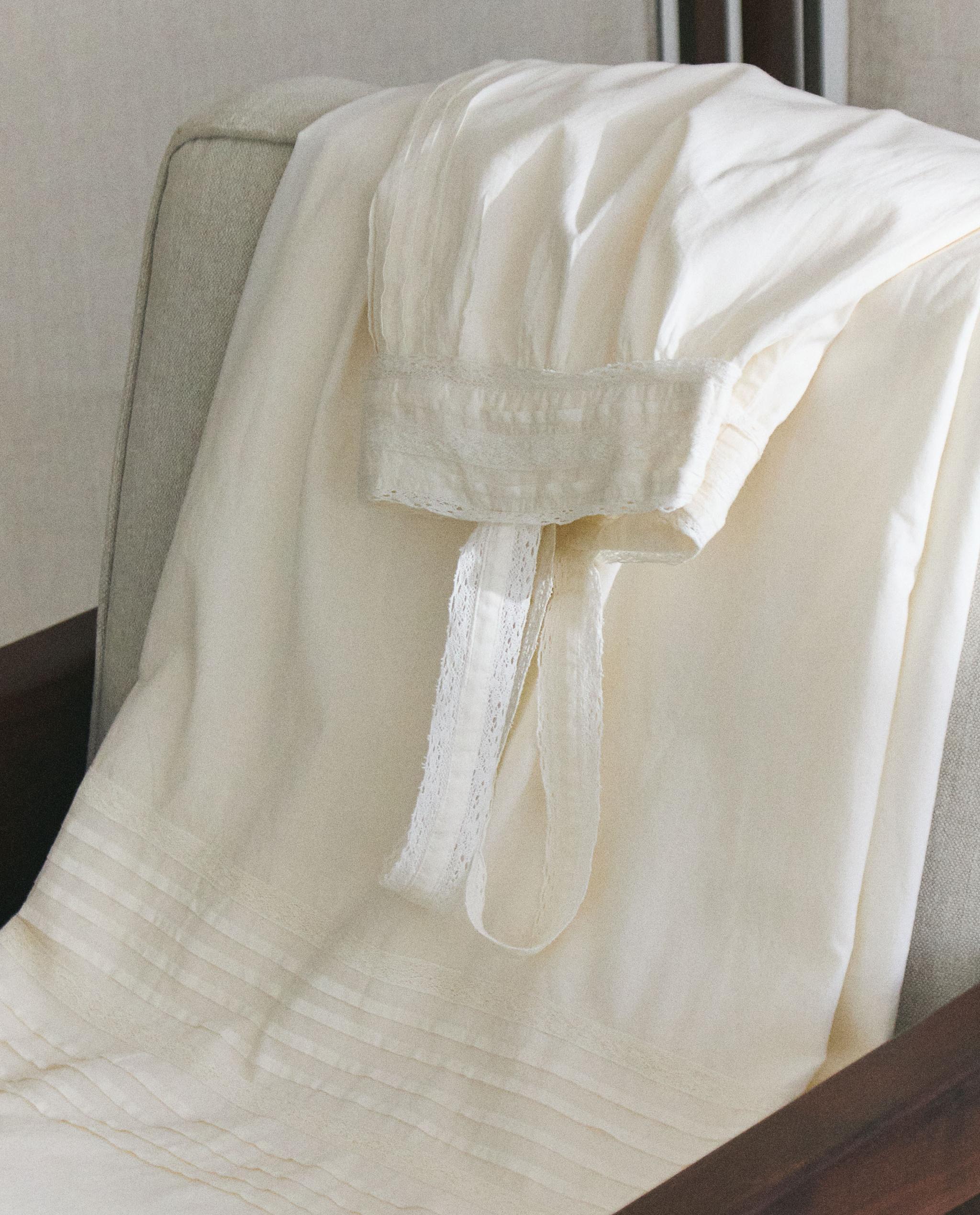 STRAPPY NIGHTDRESS WITH LACE AND PINTUCKS product thumbnail 9