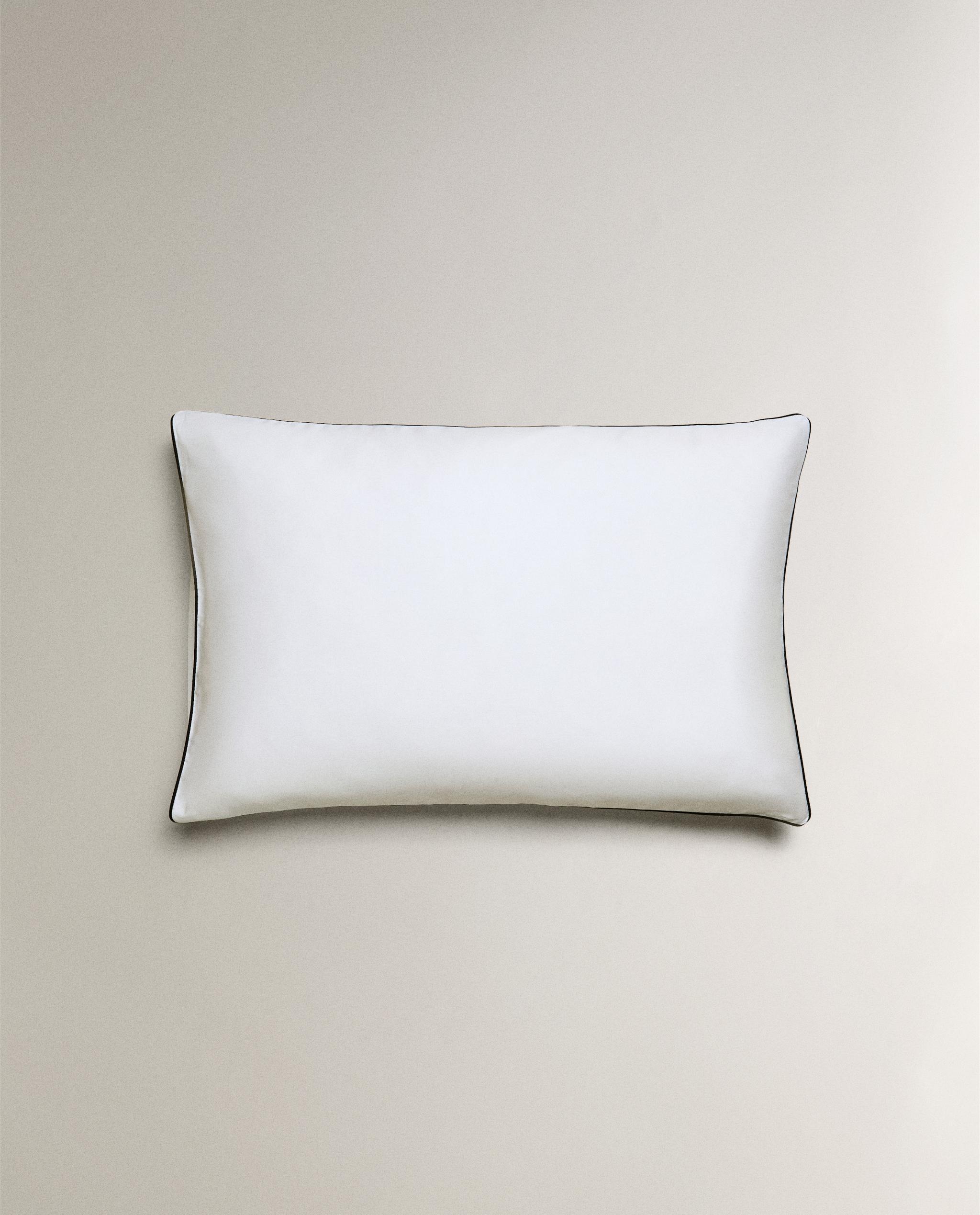 SATEEN PILLOWCASE WITH PIPING product thumbnail 7