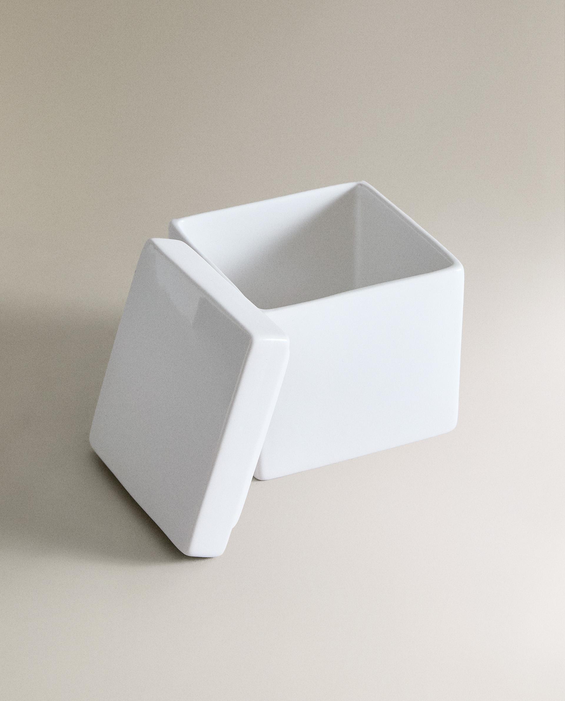 WHITE EARTHENWARE BATHROOM ORGANISER JAR product thumbnail 5