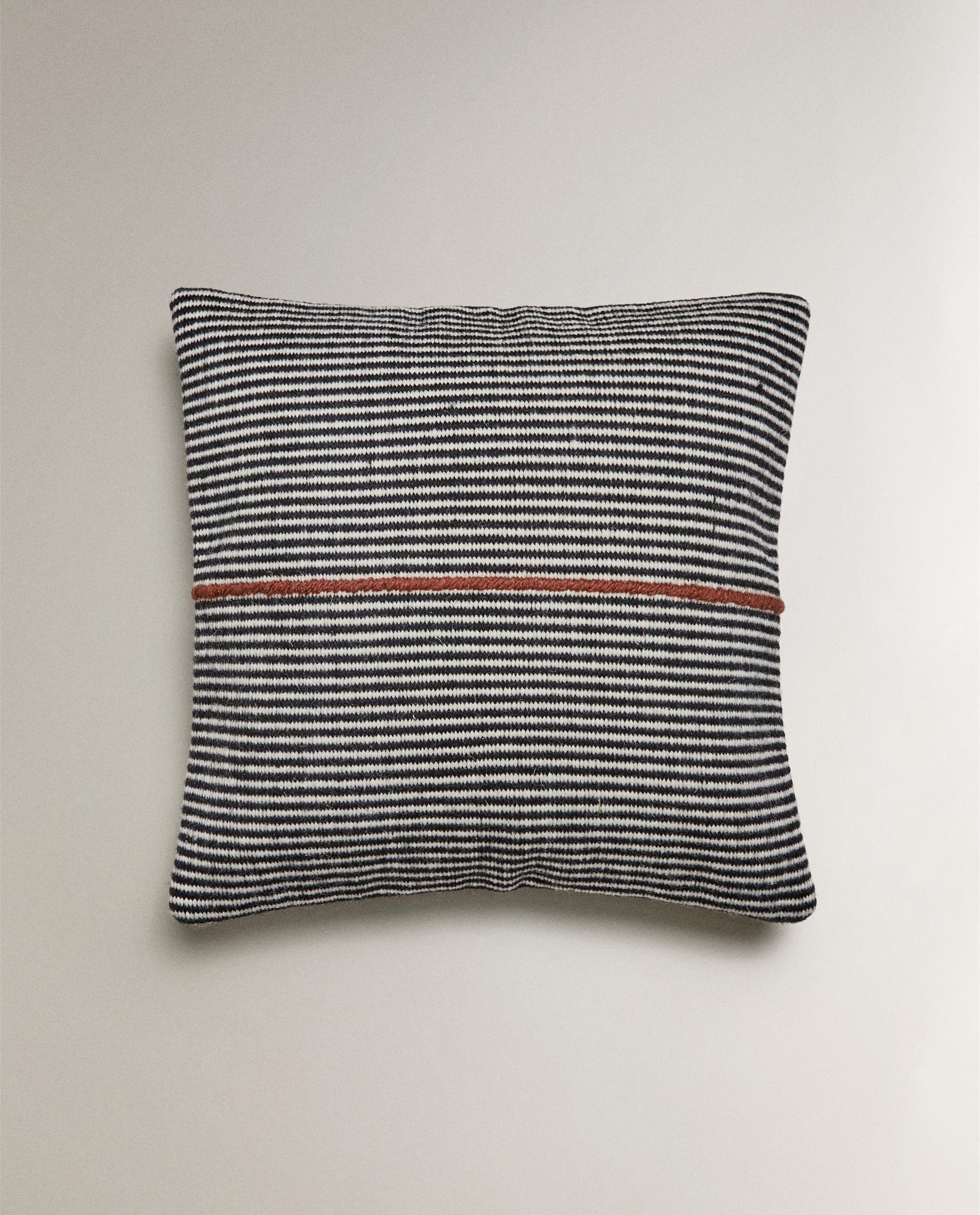 44374008052-p1.jpg?ts=