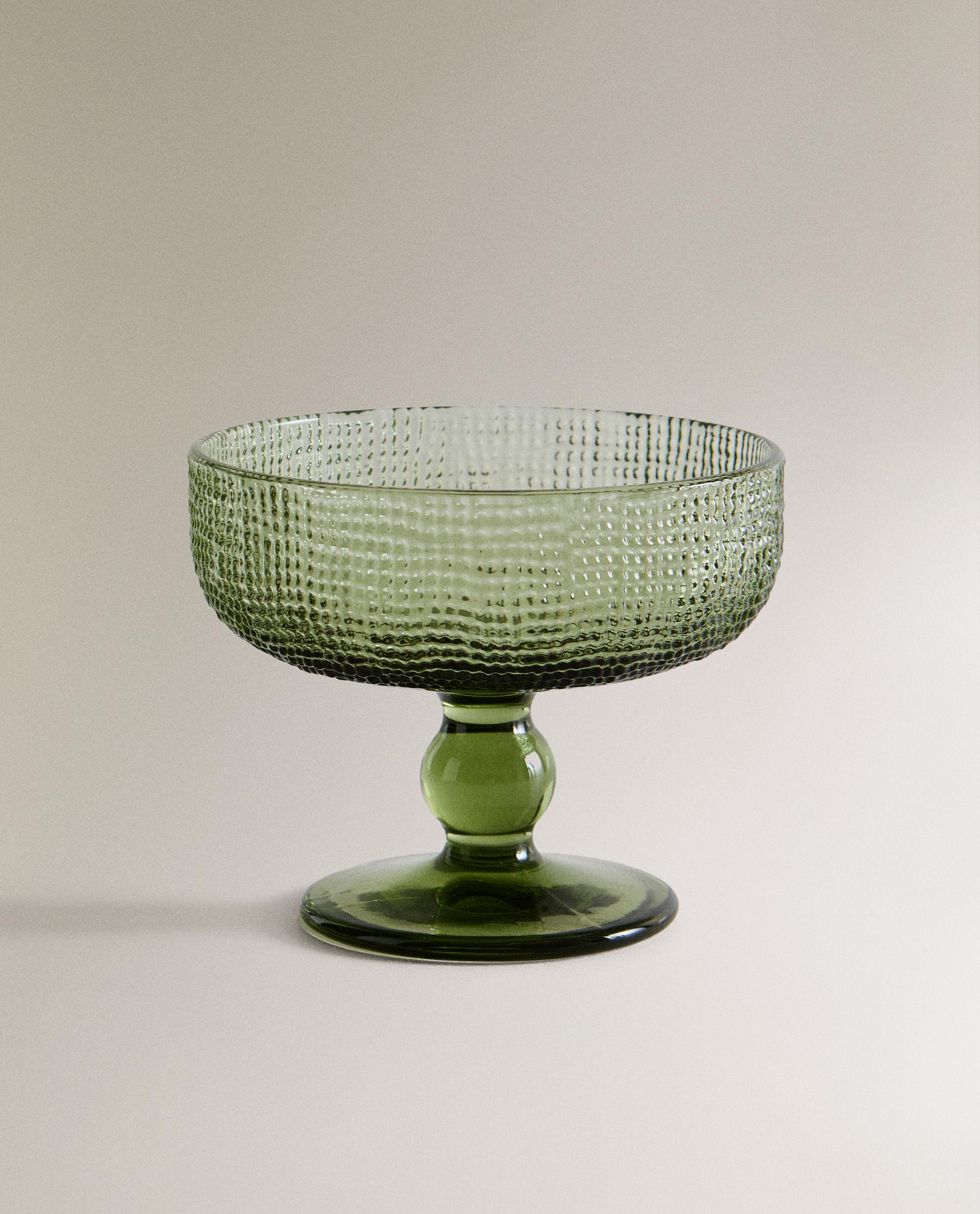 RAISED DESIGN GLASS ICE-CREAM CUP product thumbnail 4