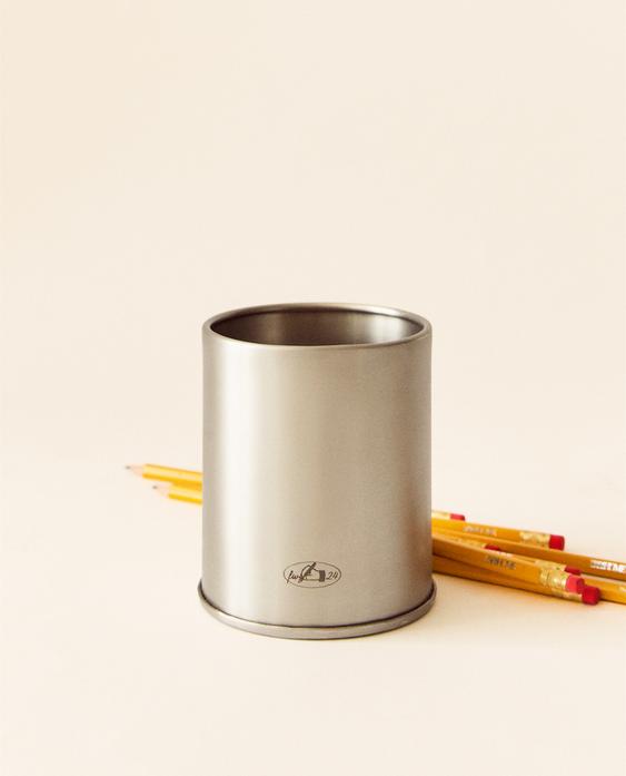 METAL PENCIL HOLDER